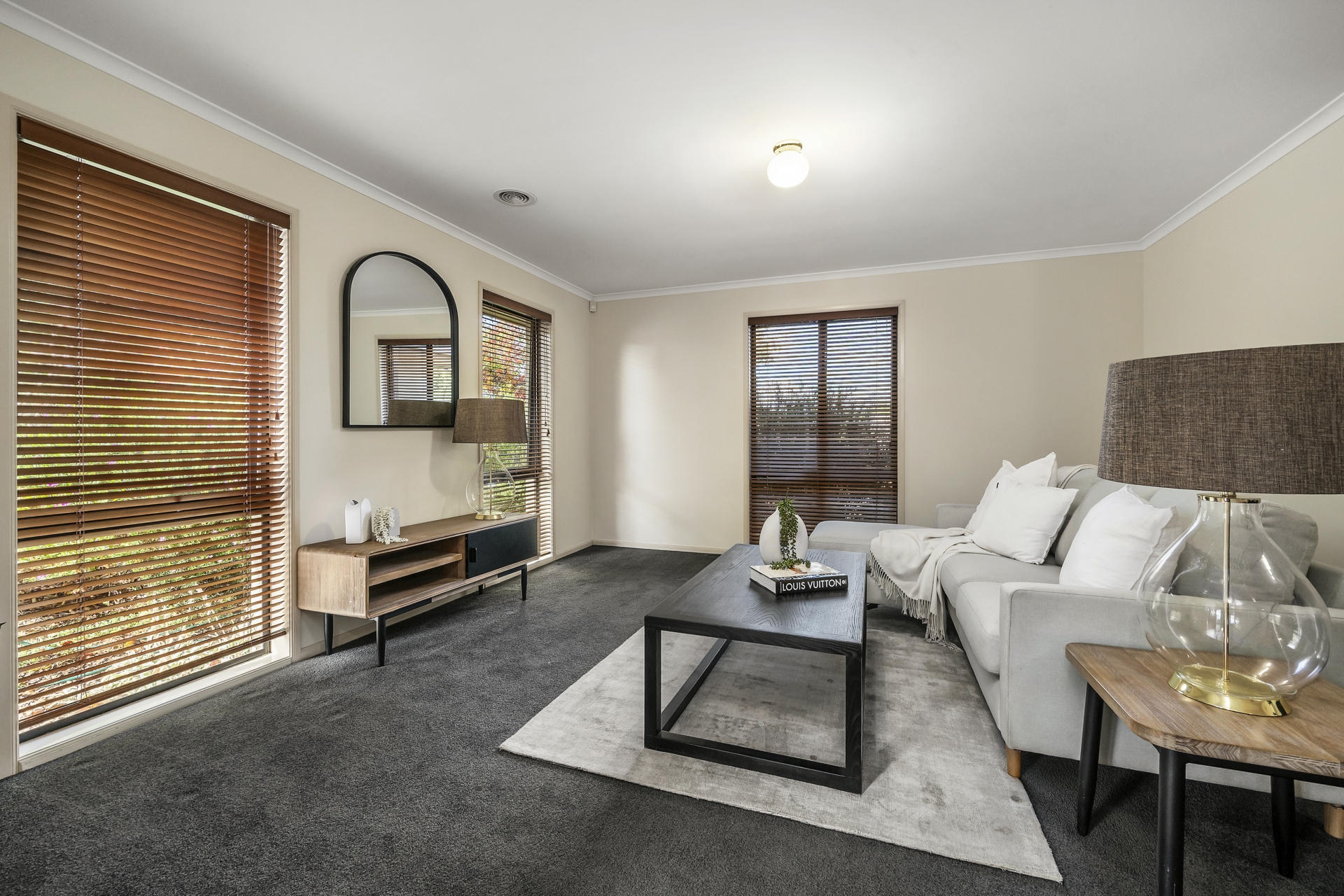 2/15 Proserpine Circuit, AMAROO
