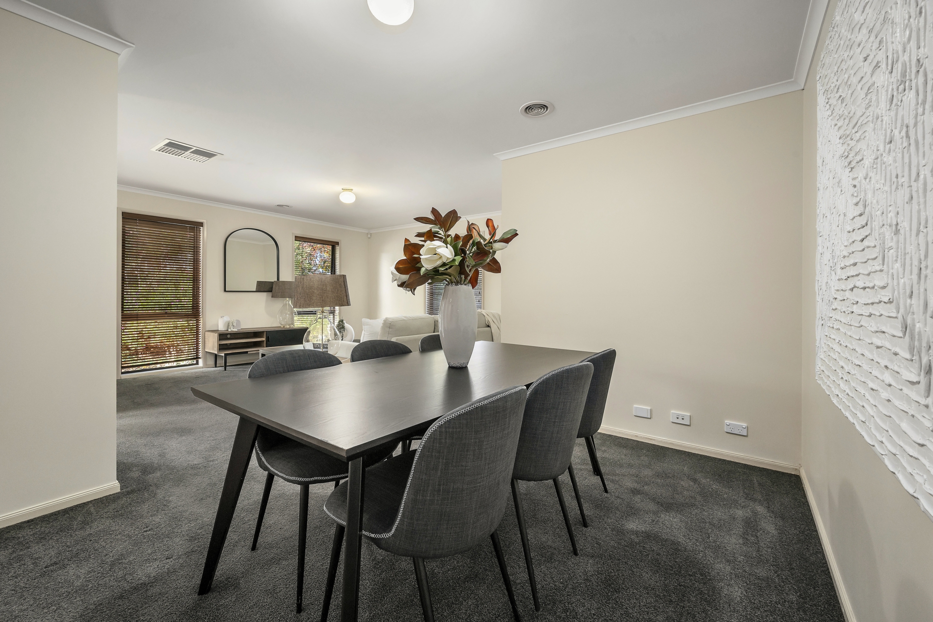 2/15 Proserpine Circuit, AMAROO