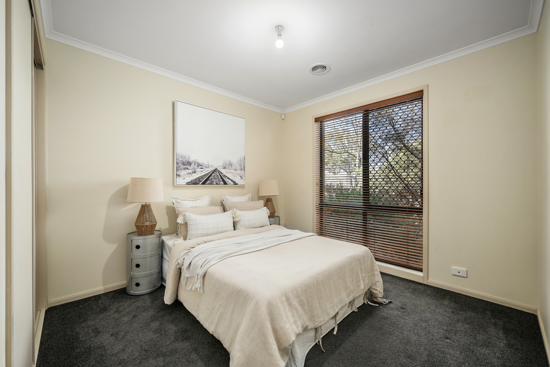 2/15 Proserpine Circuit, AMAROO
