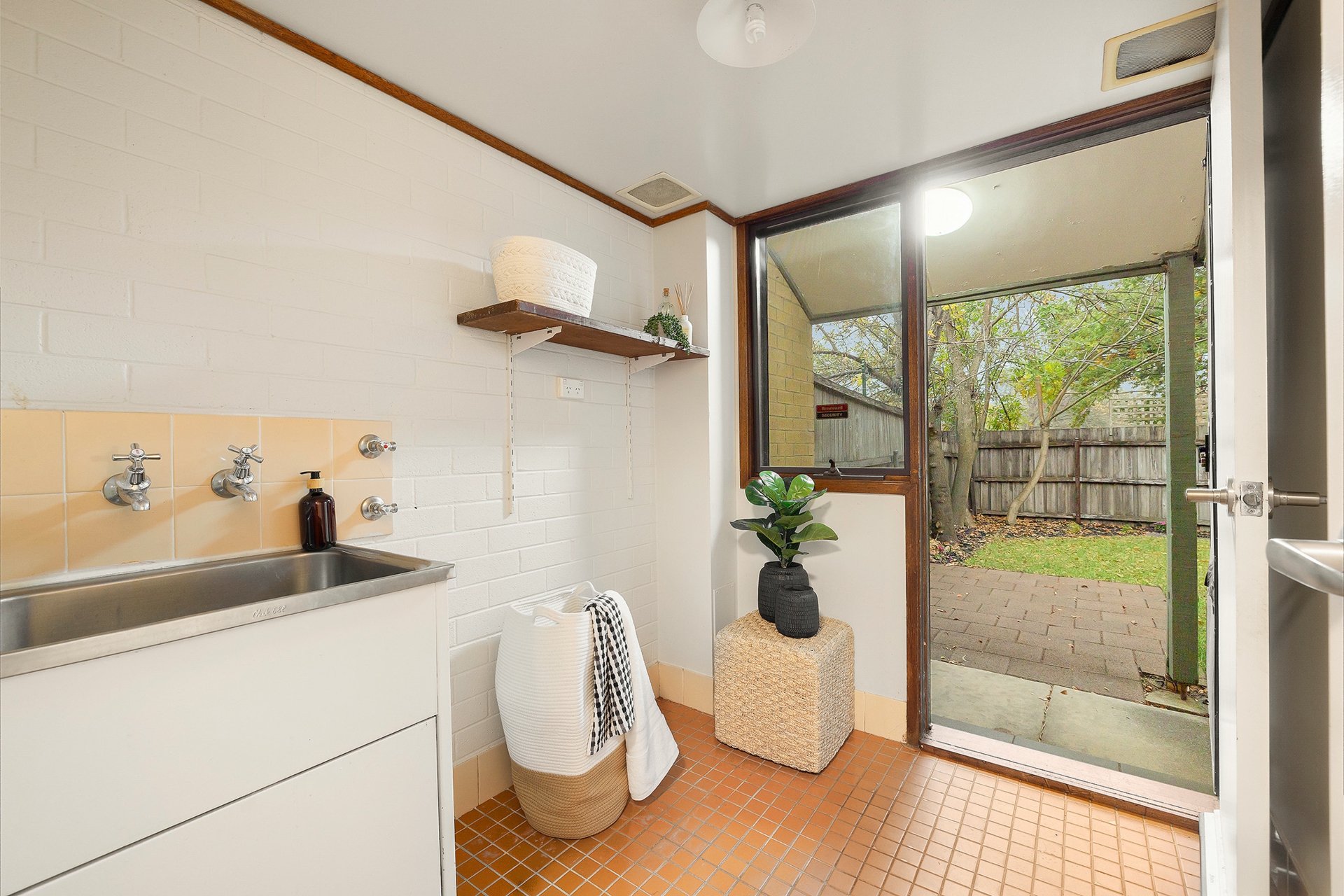 5 Salomons Place, AINSLIE