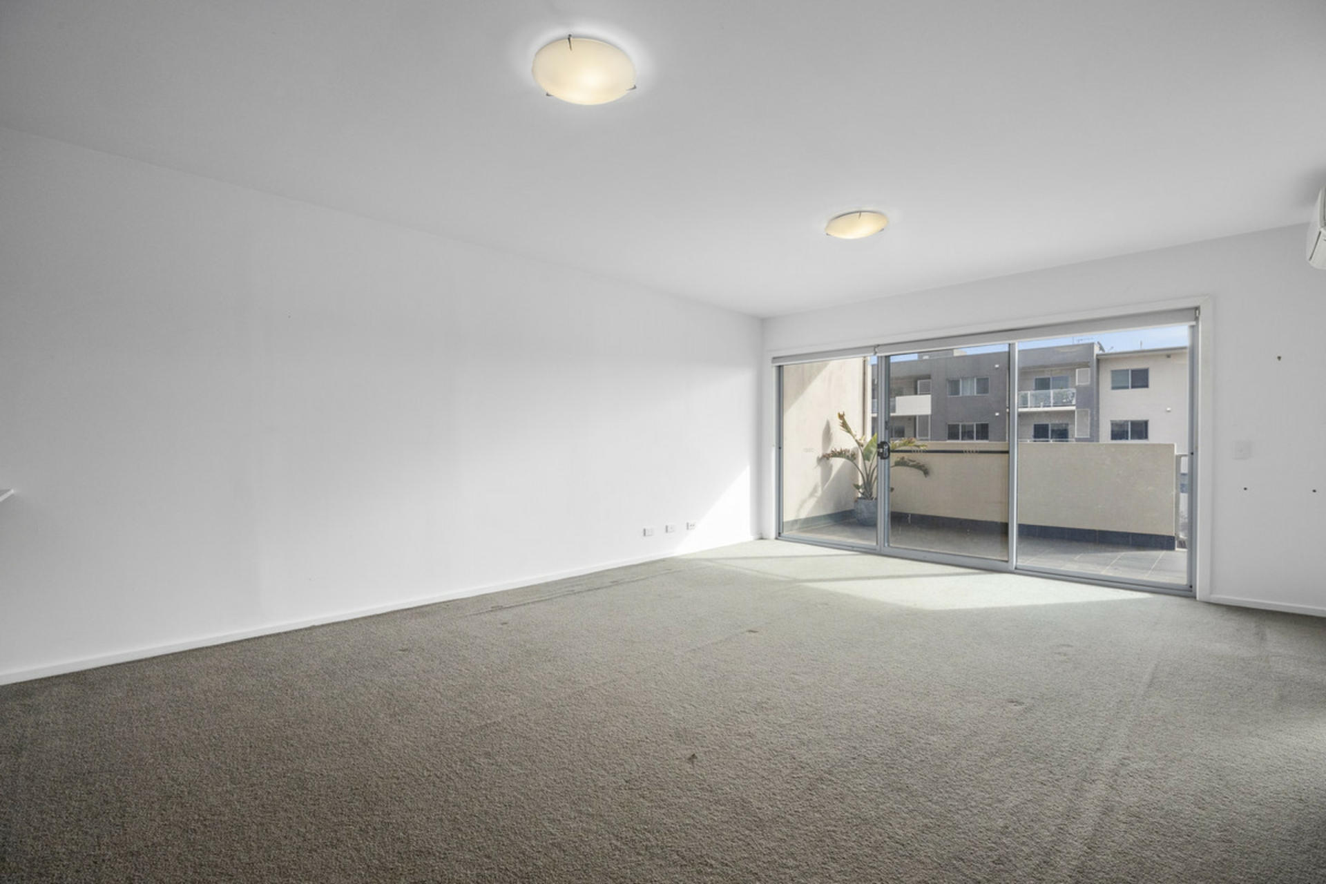 187/39 Catalano Street — photo 5 of 12