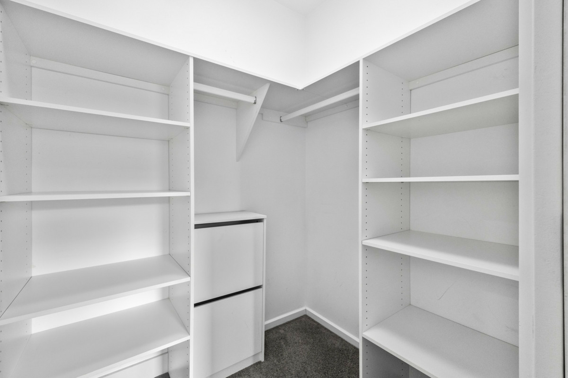 187/39 Catalano Street — photo 8 of 12