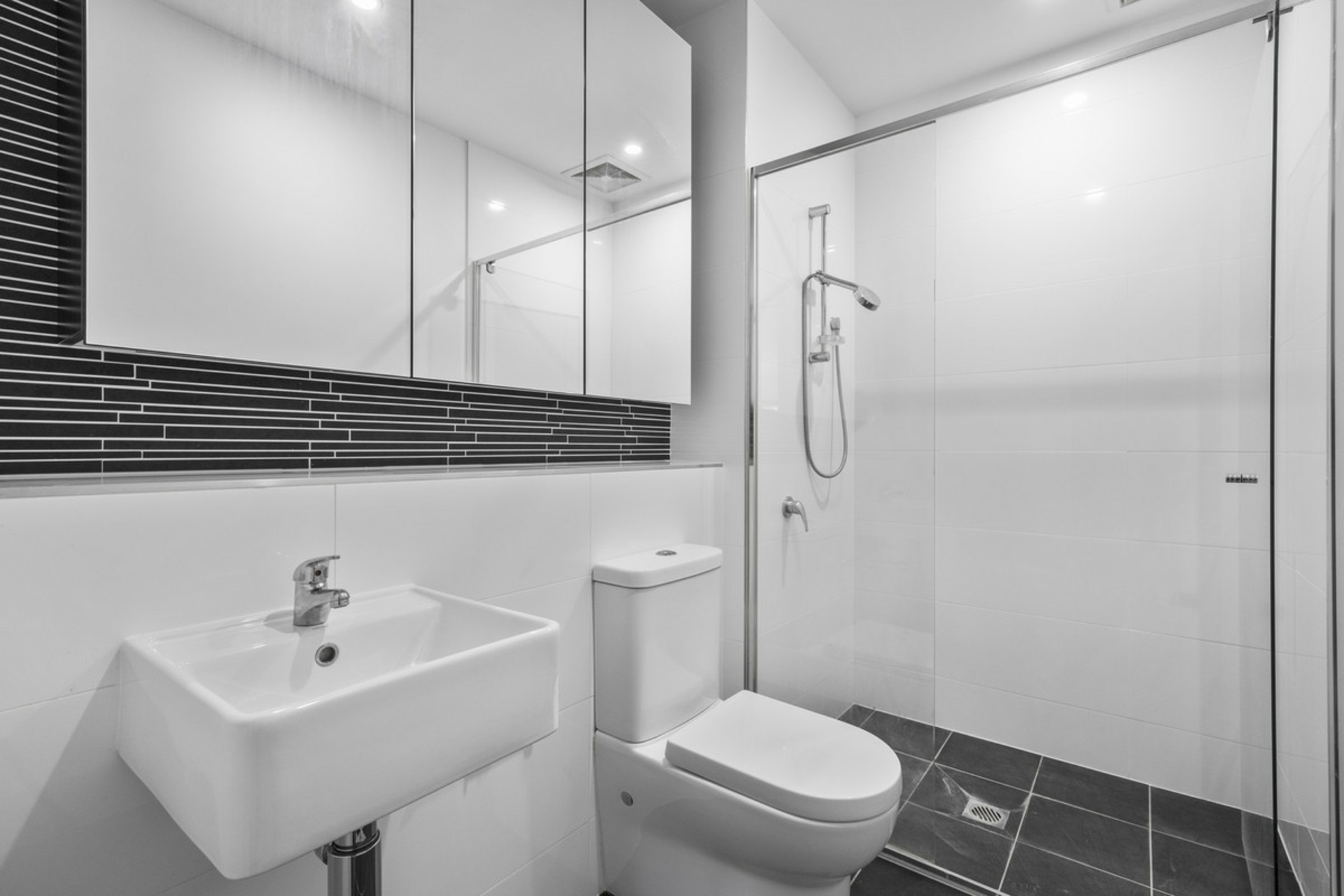 187/39 Catalano Street — photo 11 of 12