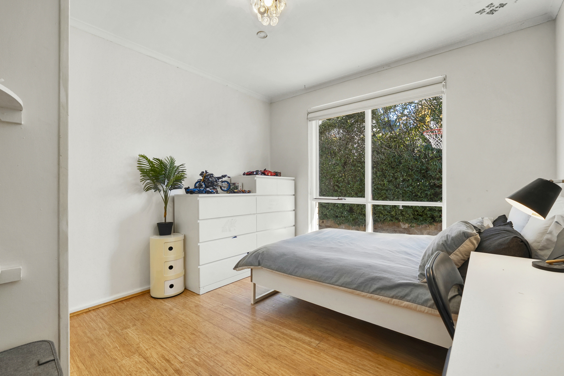 18 Rosebery Street — photo 9 of 17