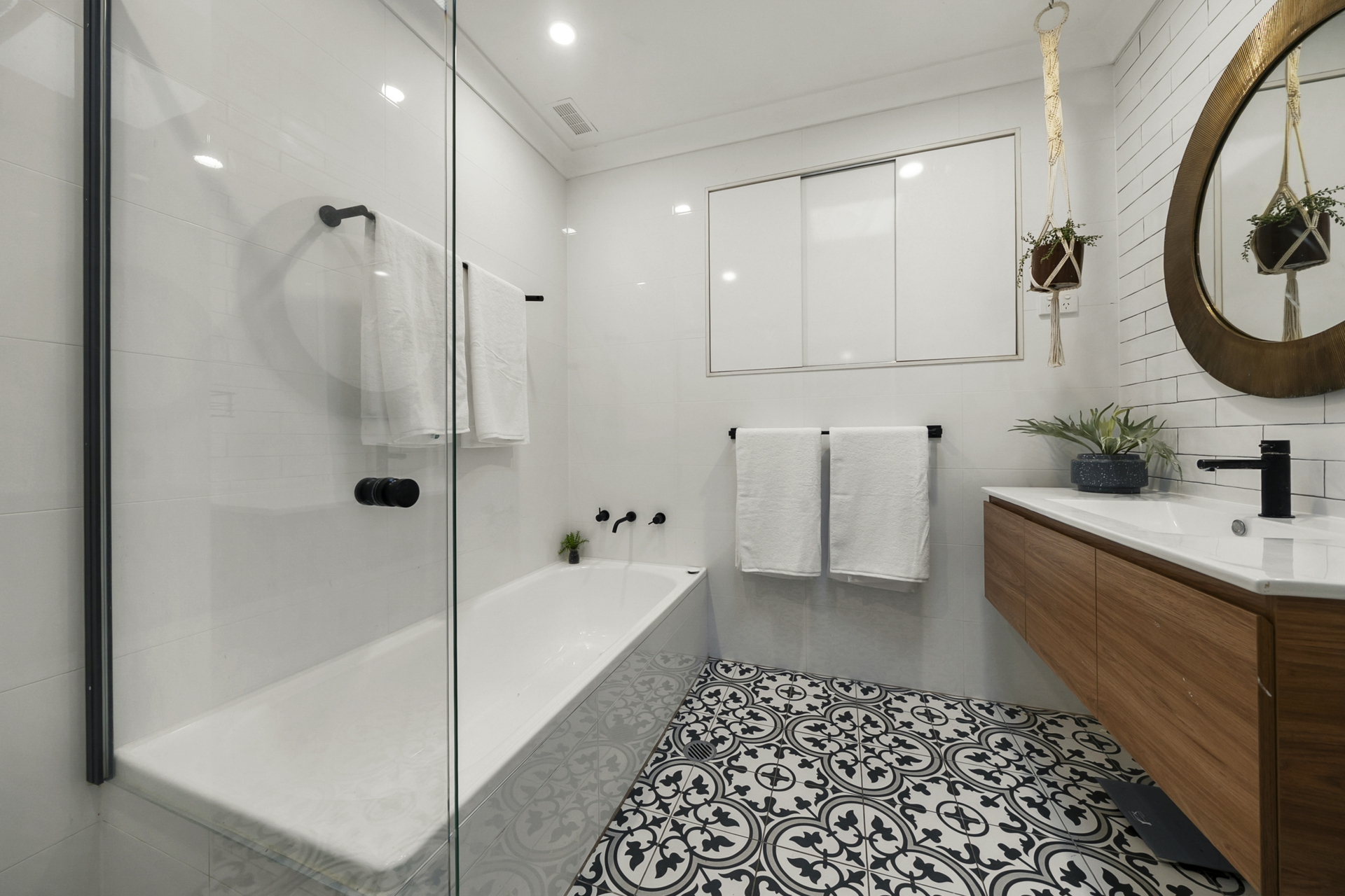 18 Rosebery Street — photo 10 of 17