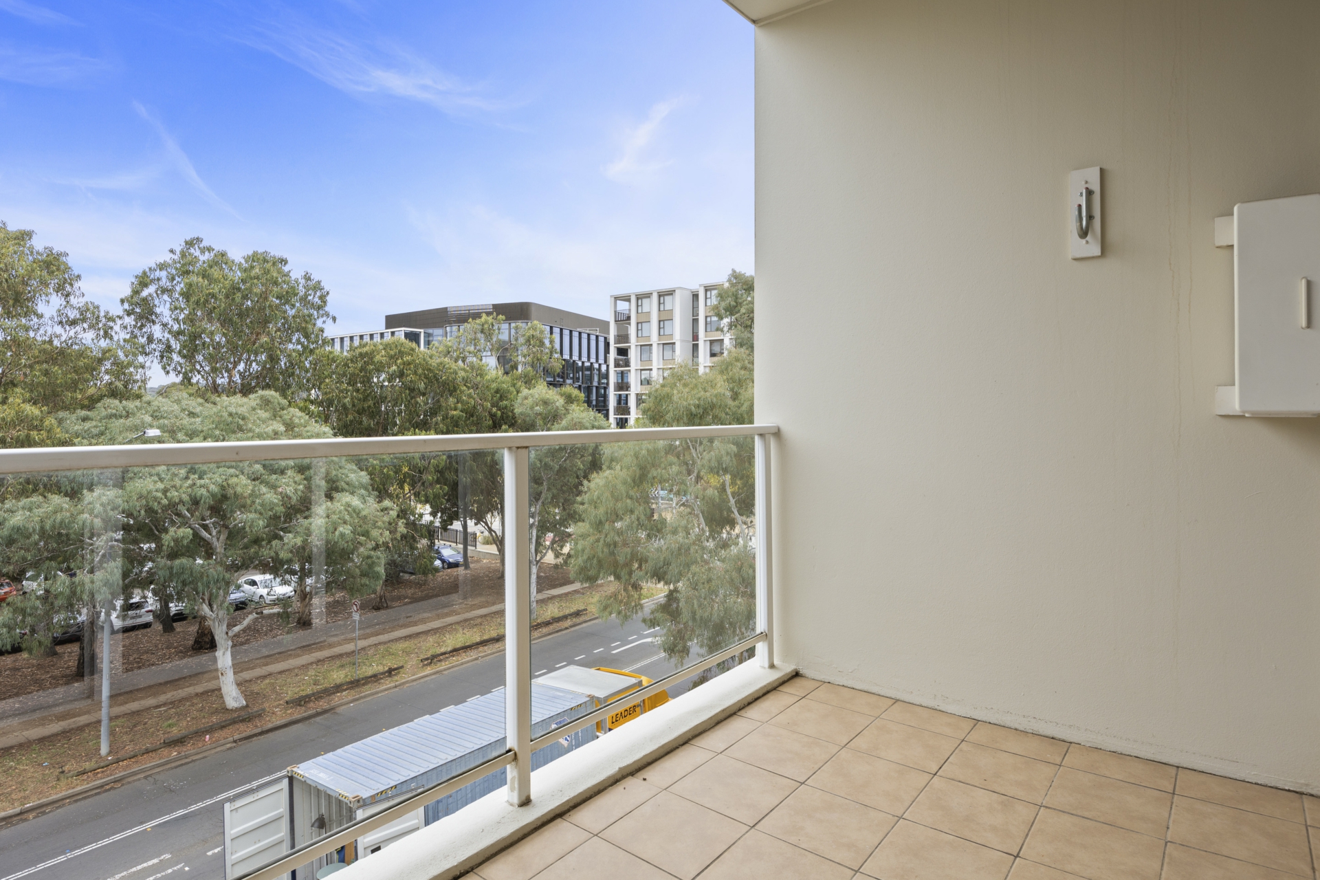 32/12 Challis Street — photo 9 of 13