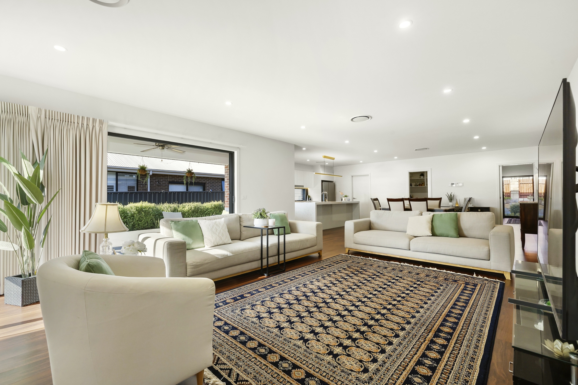 12 Josie Agius Street — photo 2 of 17