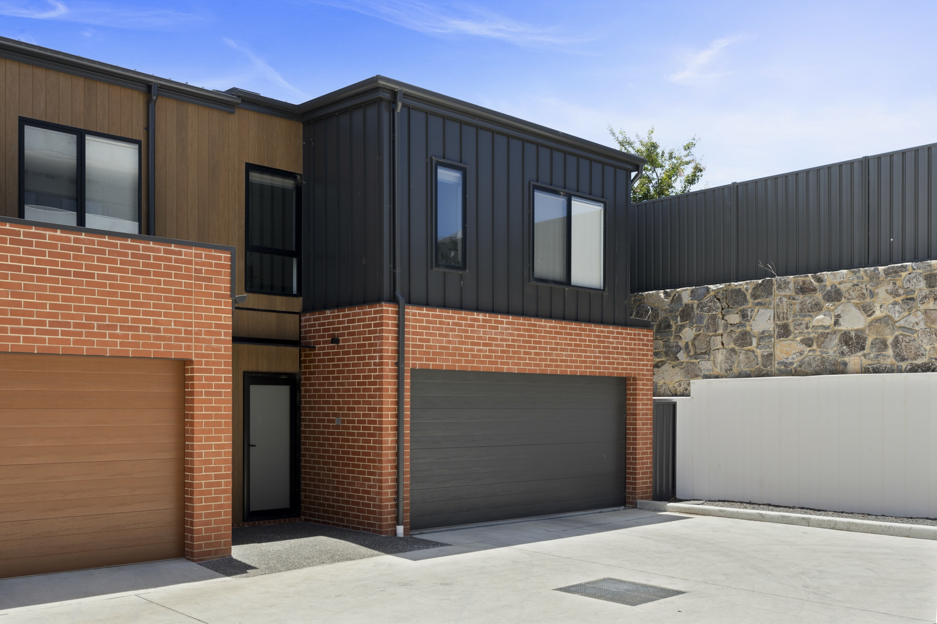 17 Willunga Court — photo from LJ Hooker Dickson