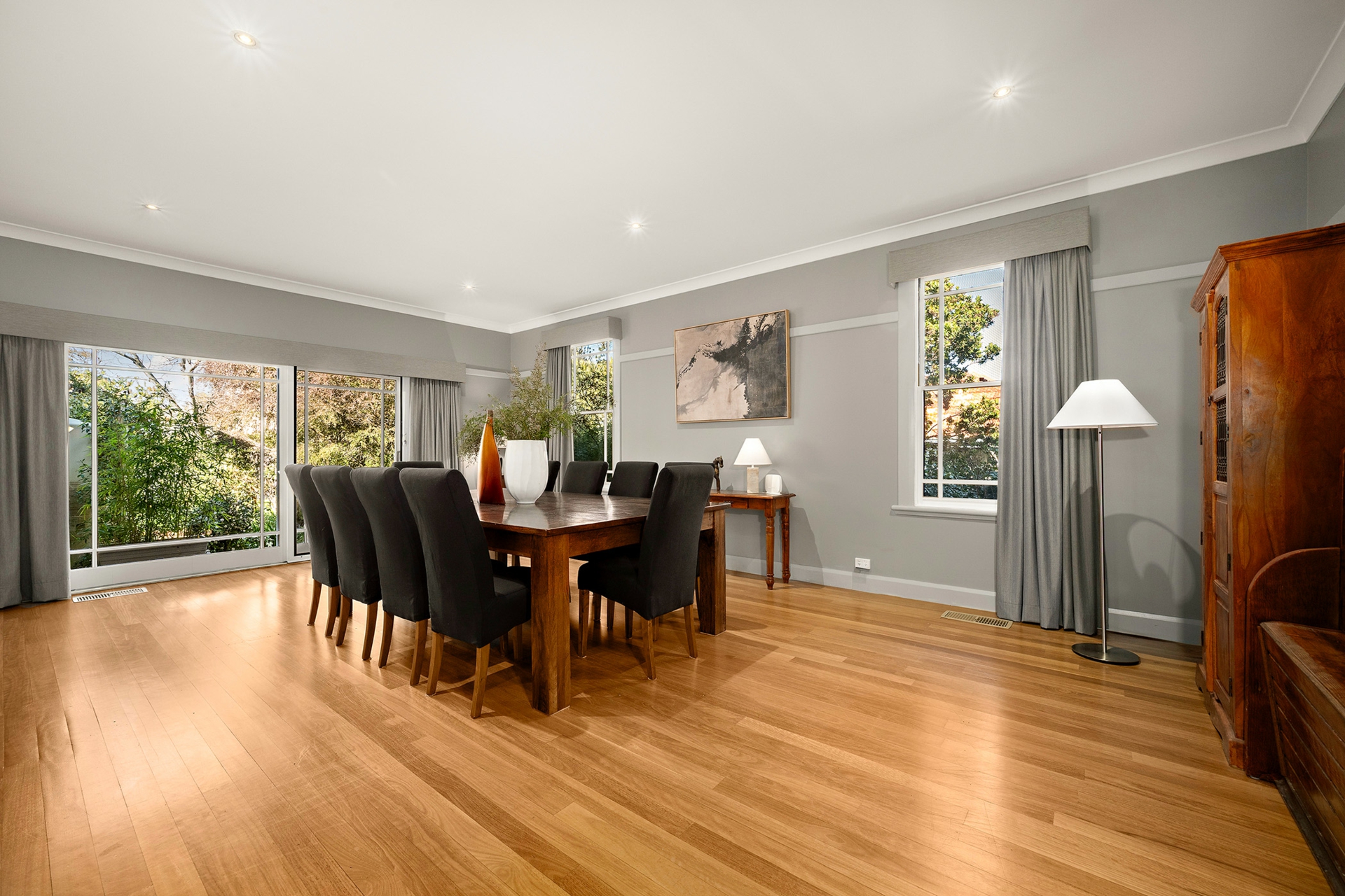 11 Chisholm Street — photo 5 of 15