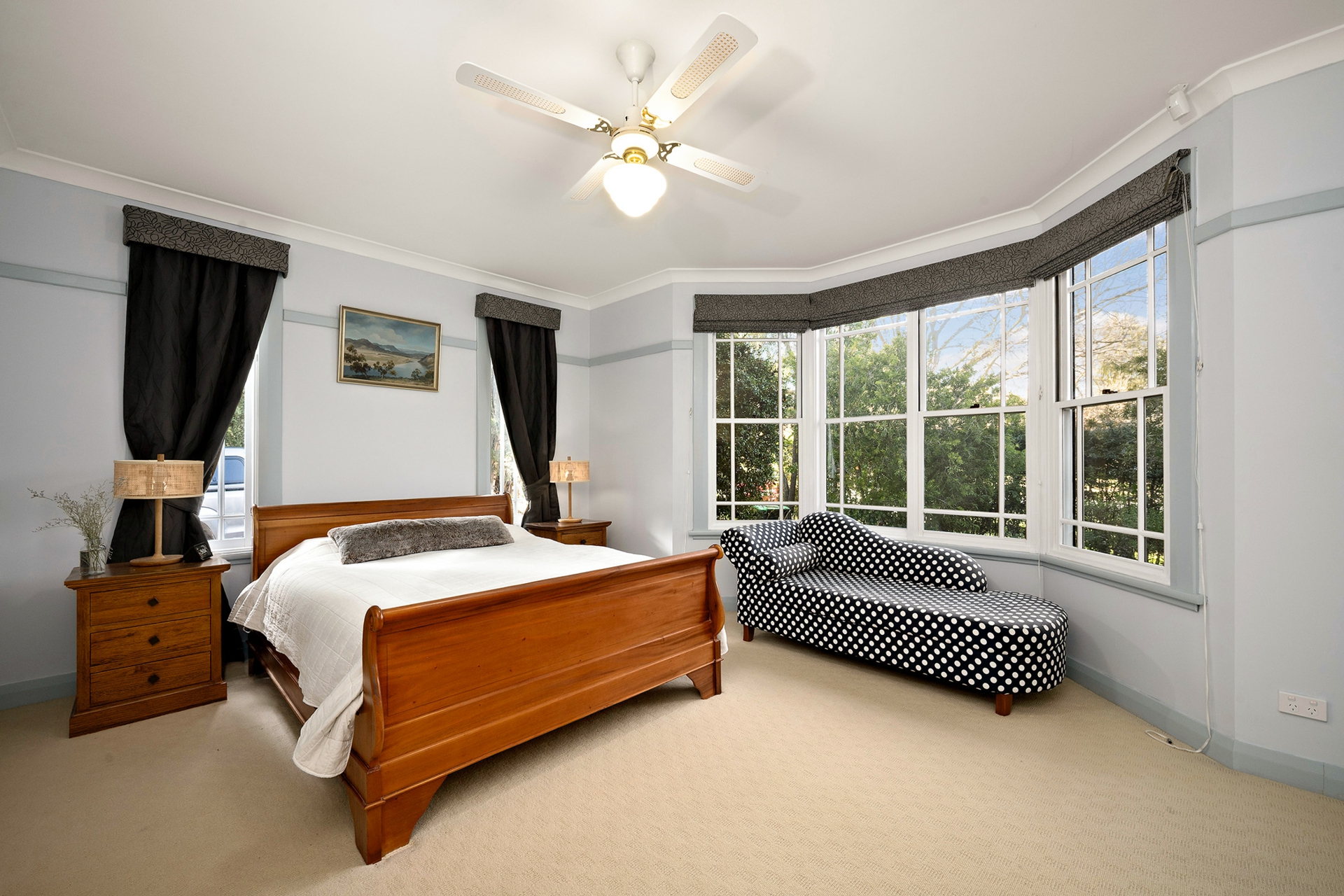11 Chisholm Street — photo 6 of 15