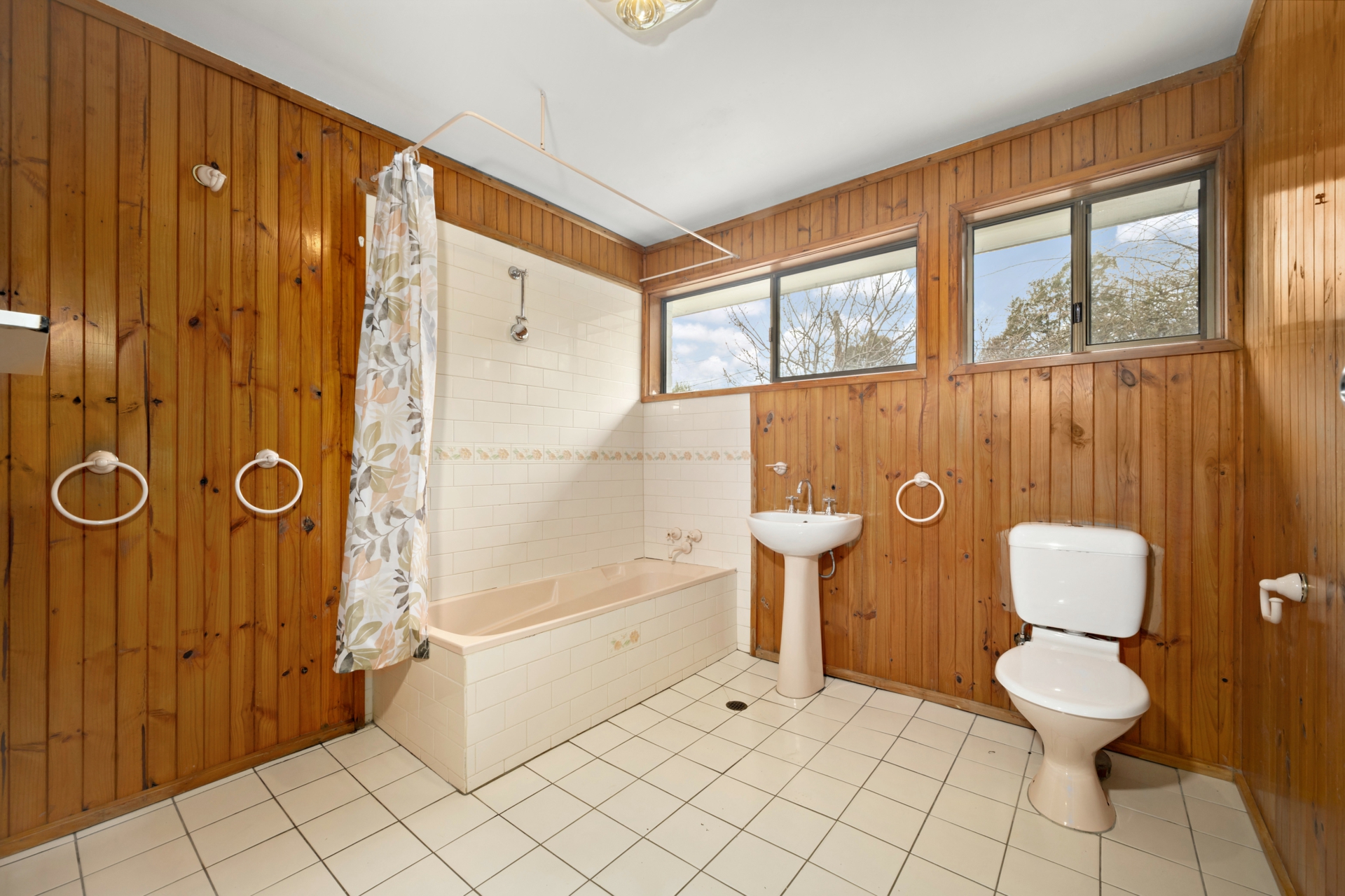 28 Gilbert Street — photo 7 of 14