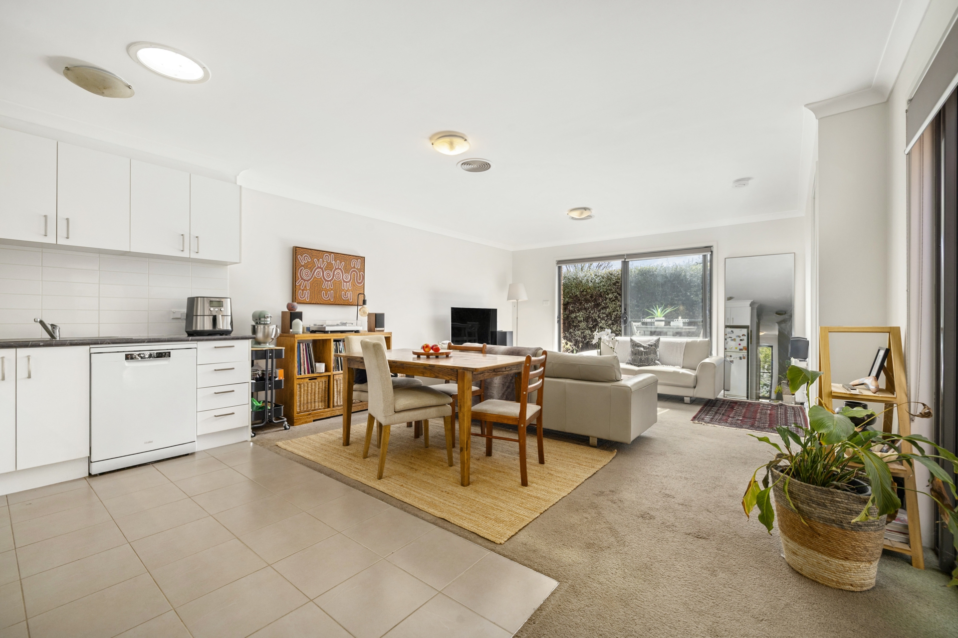 13 Ian Nicol Street — photo 9 of 16