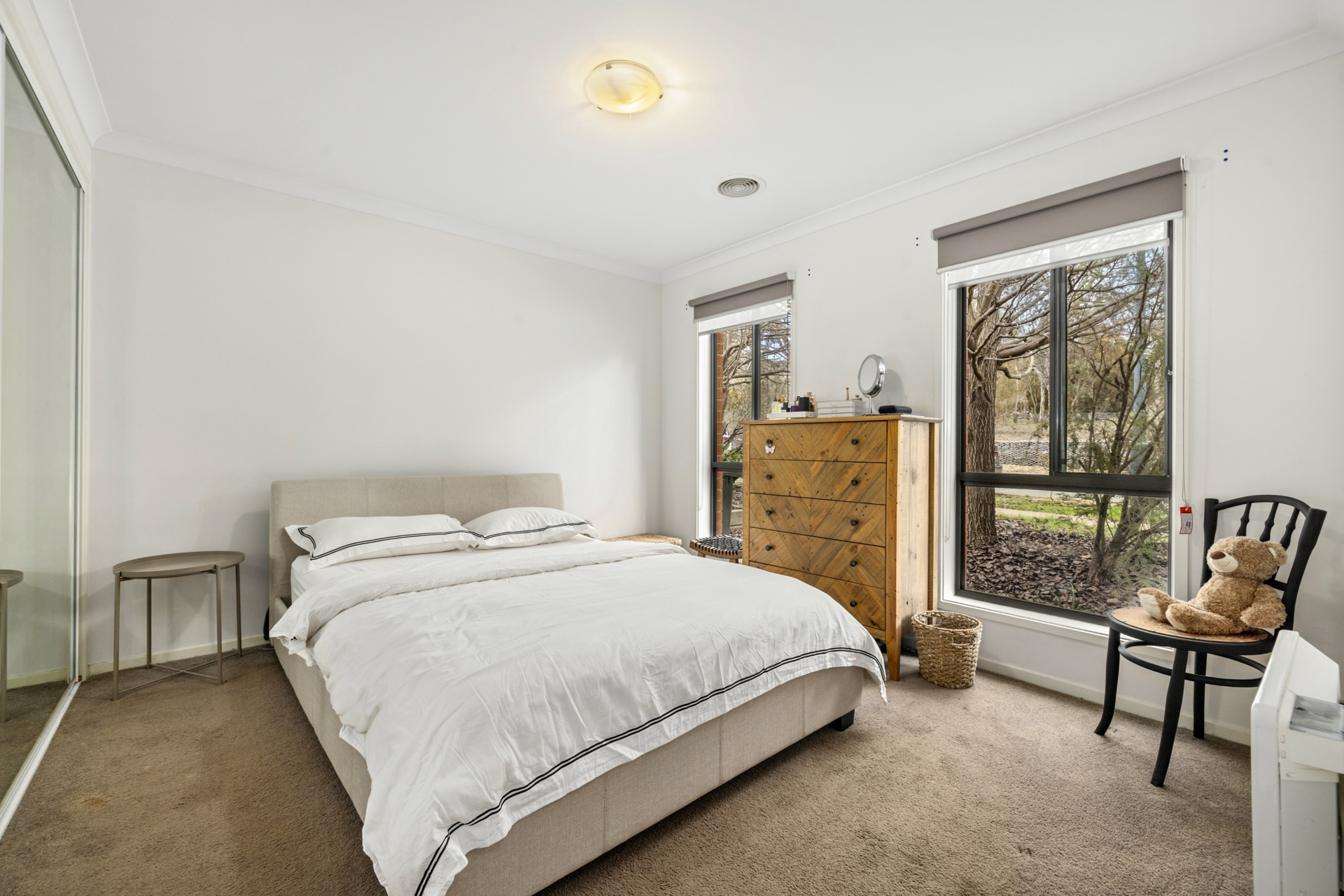 13 Ian Nicol Street — photo 12 of 16