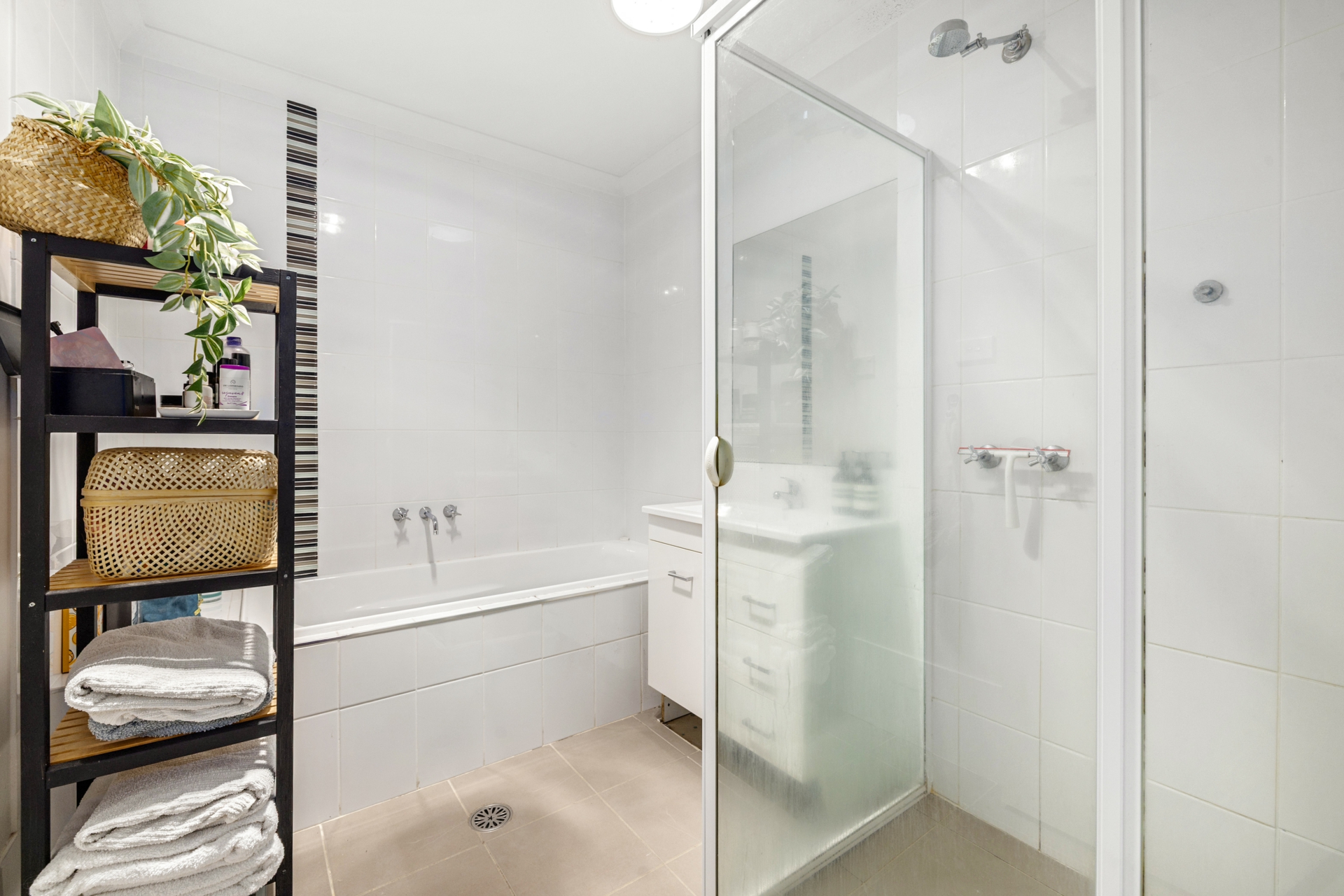 13 Ian Nicol Street — photo 14 of 16