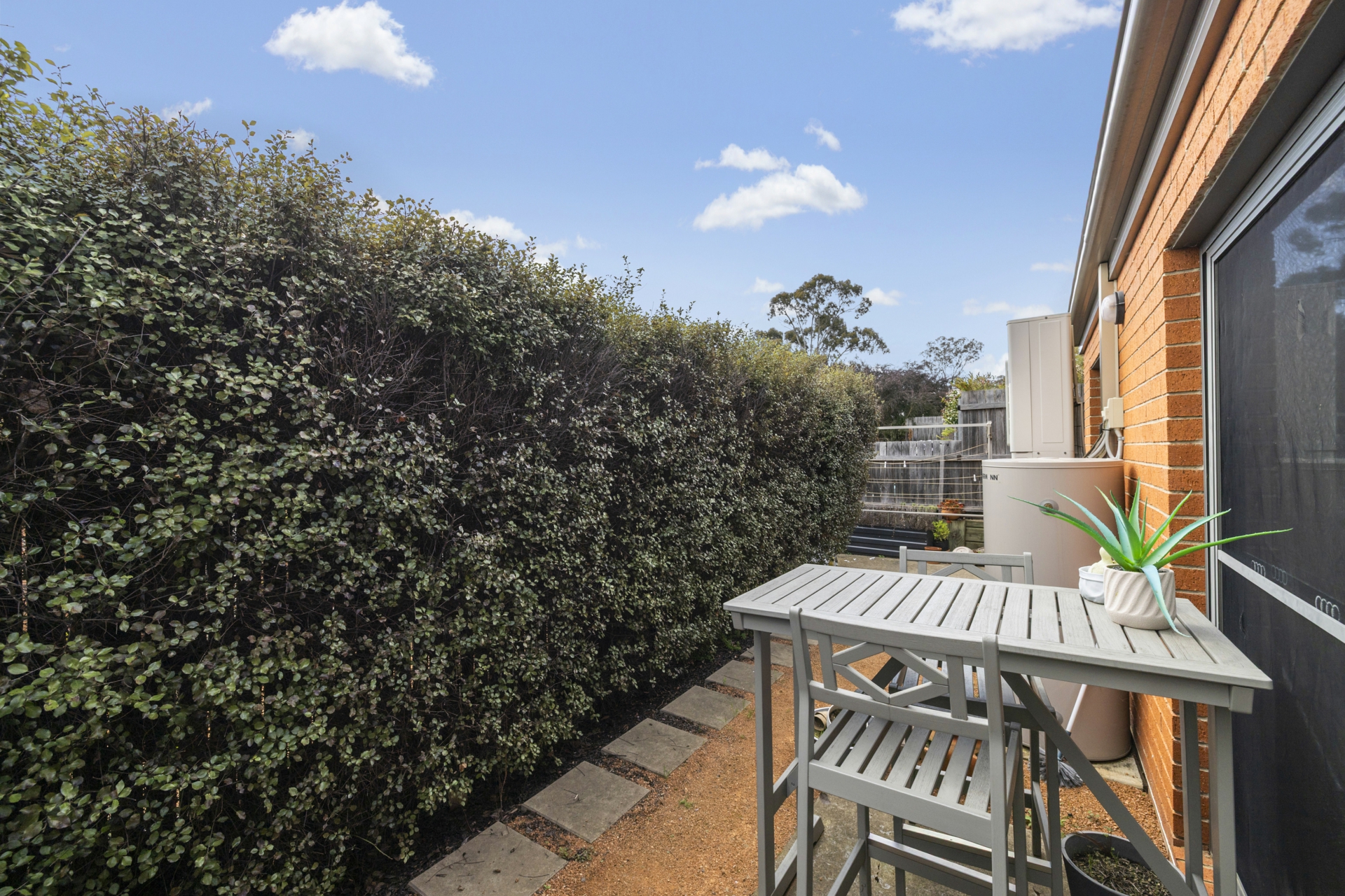 13 Ian Nicol Street — photo 15 of 16