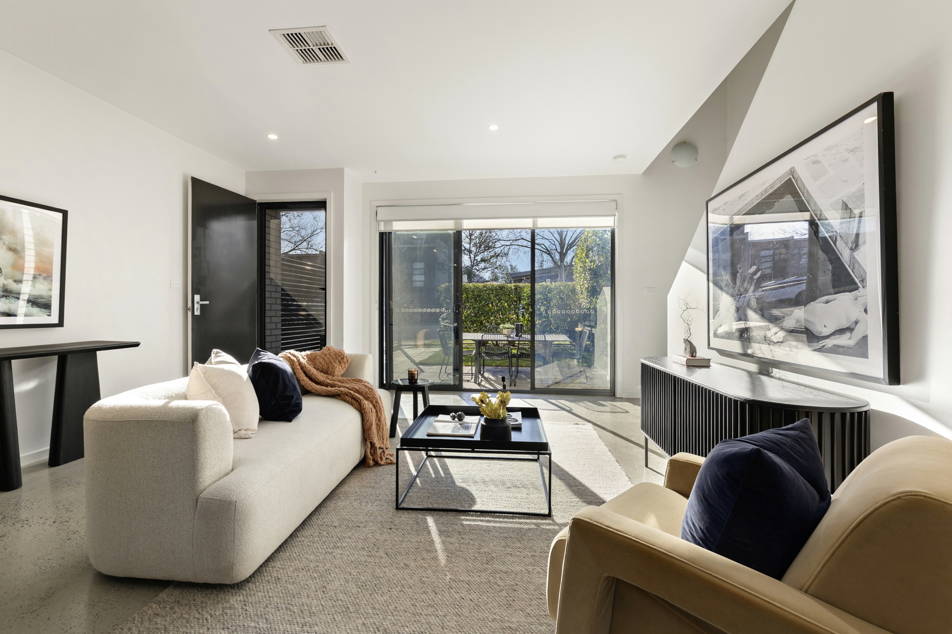 1/44 Stockdale Street — photo 3 of 16