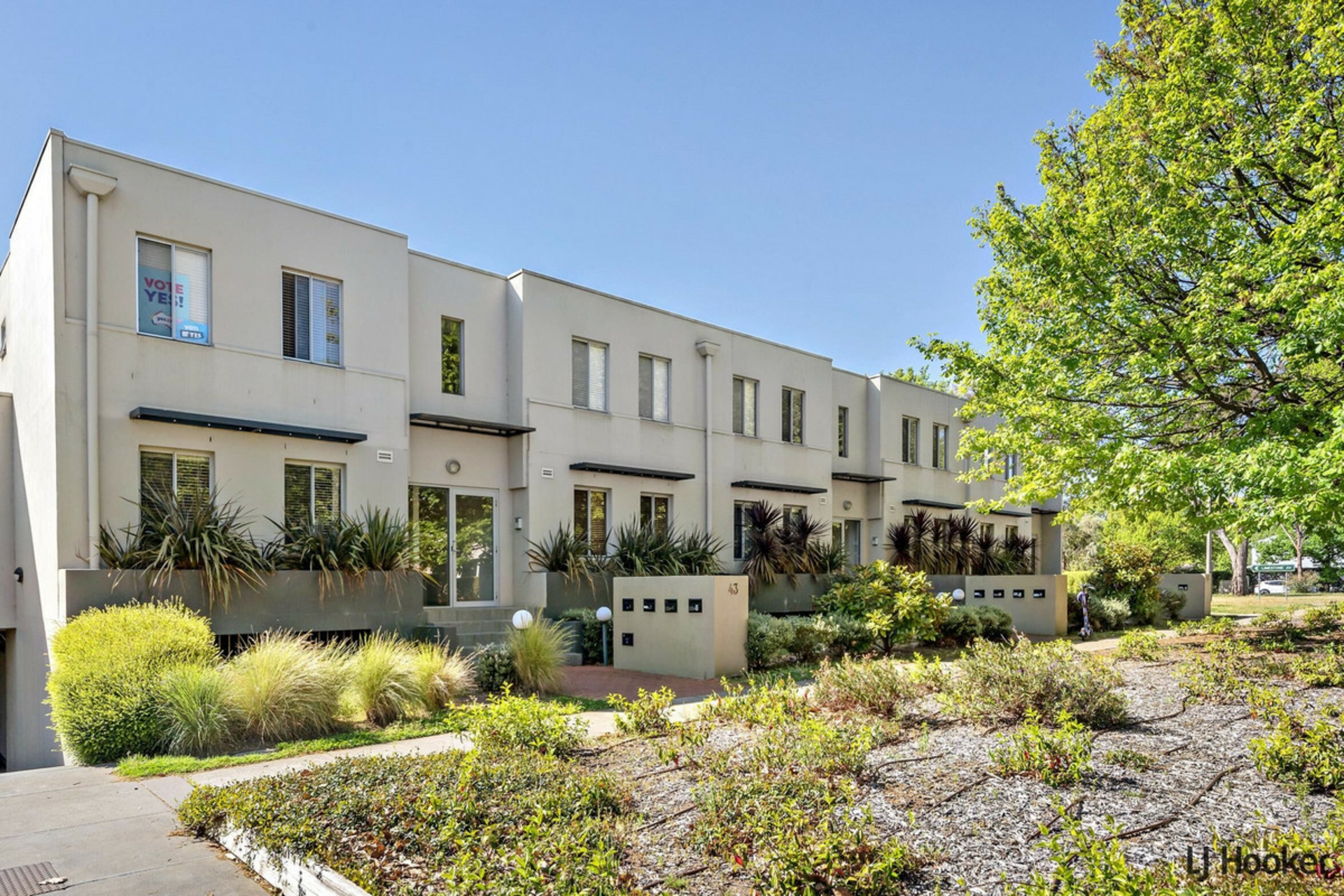 1/43 Ipima Street — photo from LJ Hooker Dickson