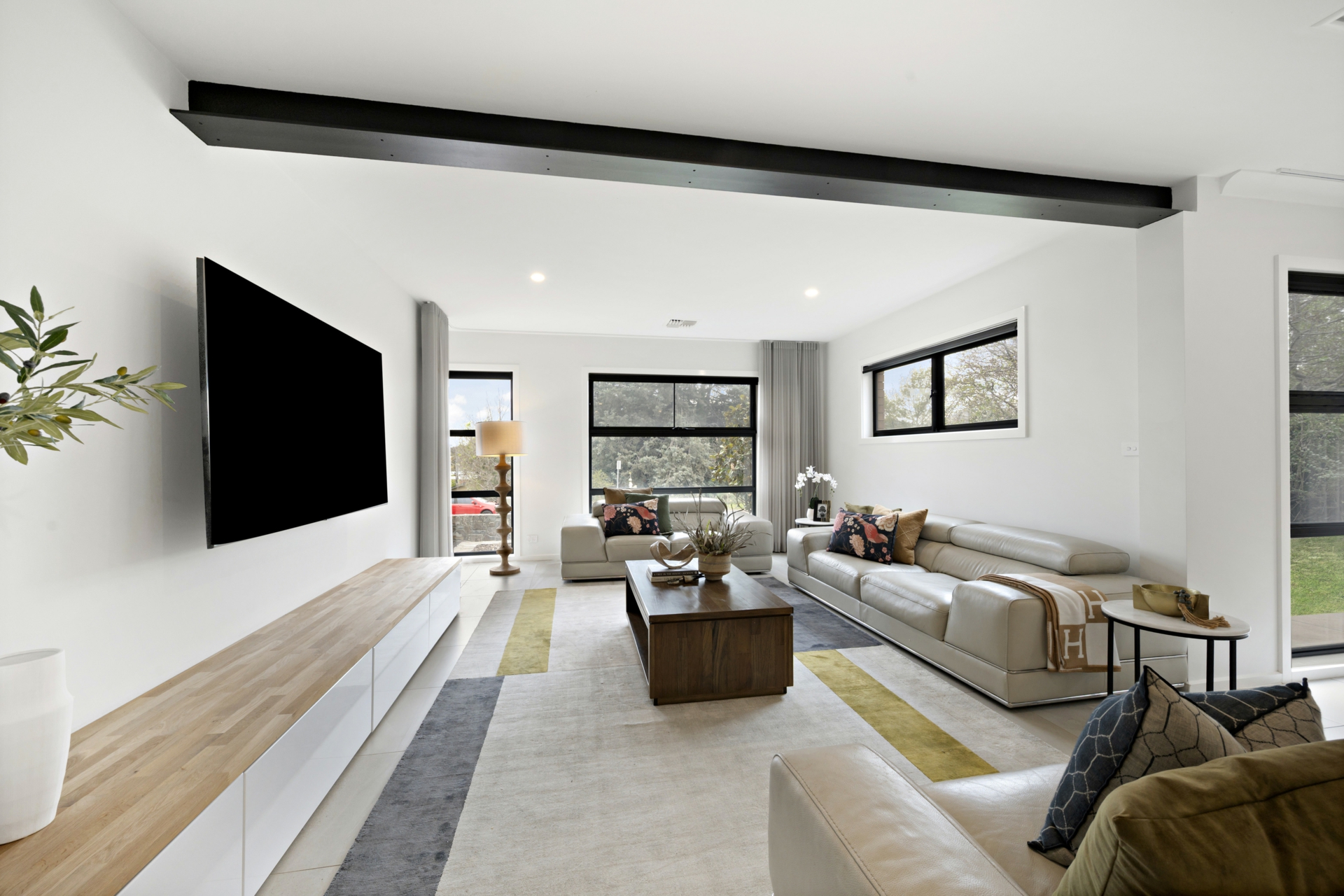 9 Elliott Street — photo 3 of 17