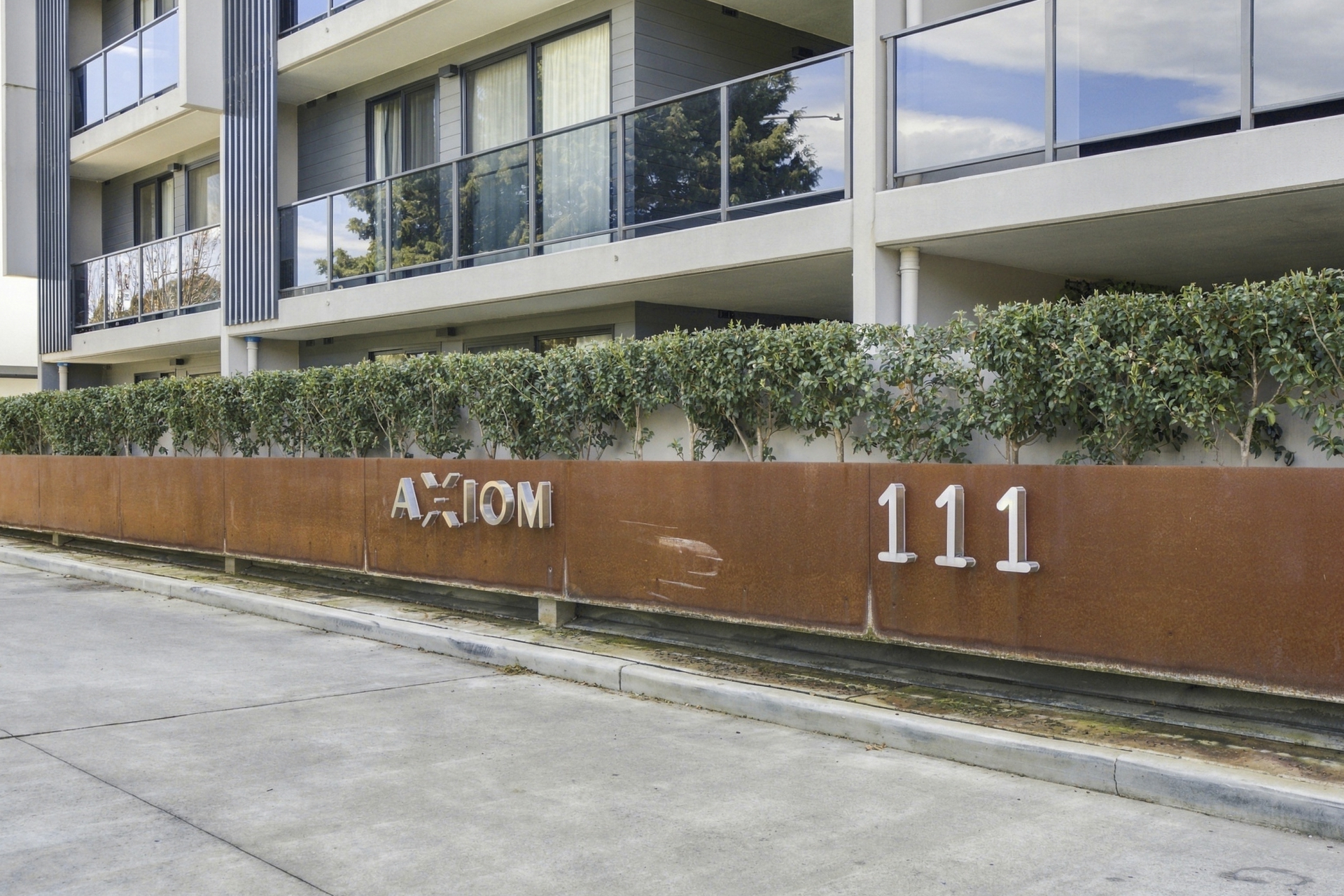 15/111 Canberra Avenue — photo 6 of 15