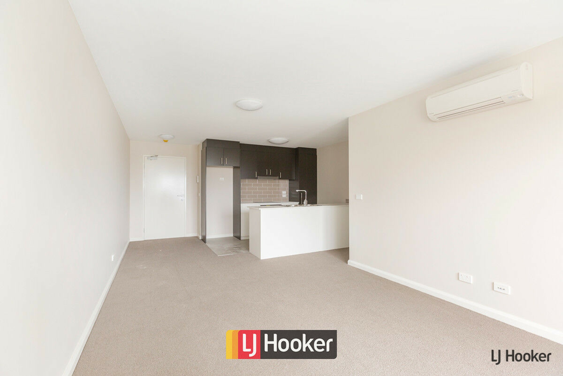 45/241 Flemington Road — photo 3 of 7