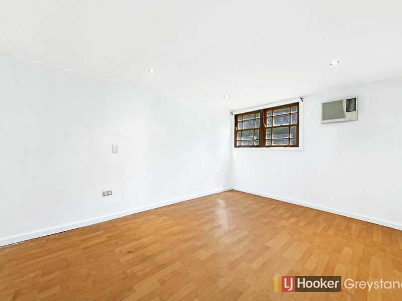 13 LOUIS STREET, GRANVILLE