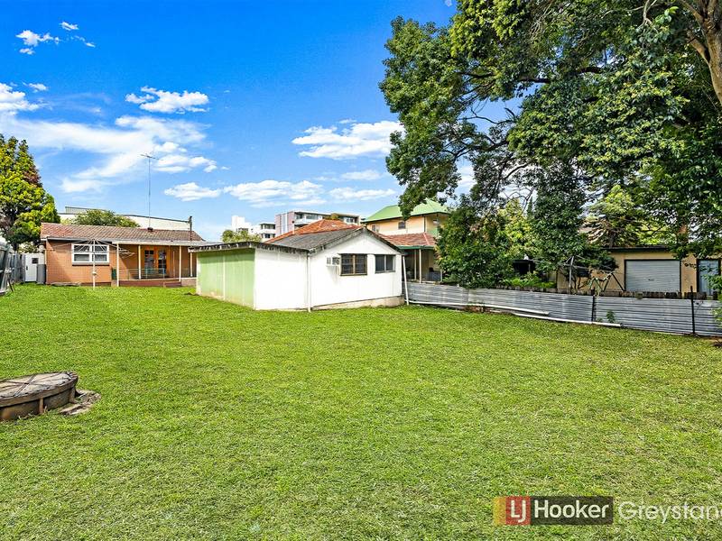13 LOUIS STREET, GRANVILLE