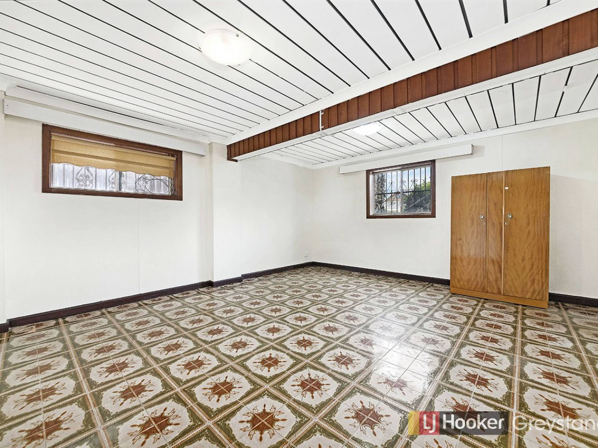 820 MERRYLANDS ROAD, GREYSTANES