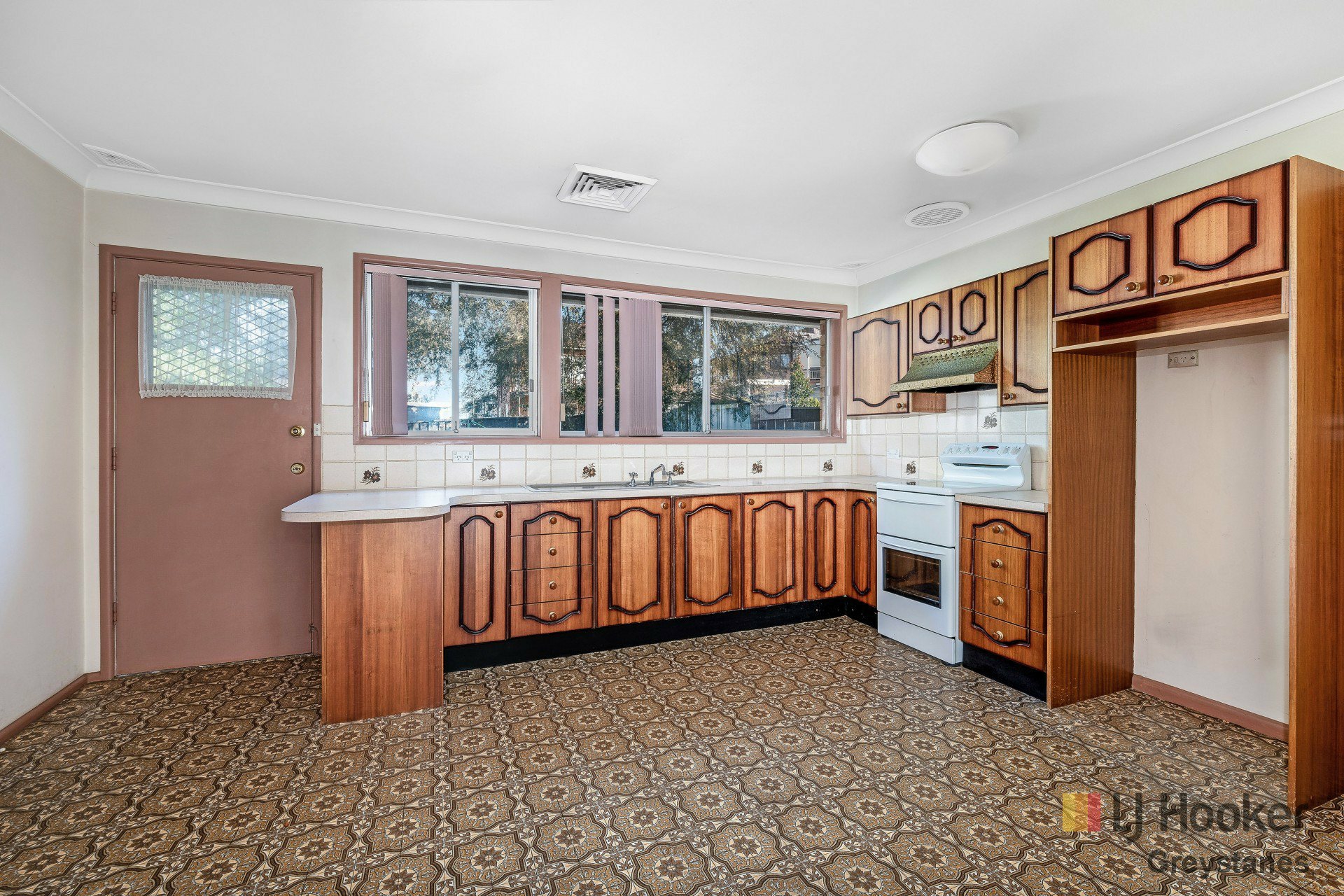 68 MAPLE STREET, GREYSTANES