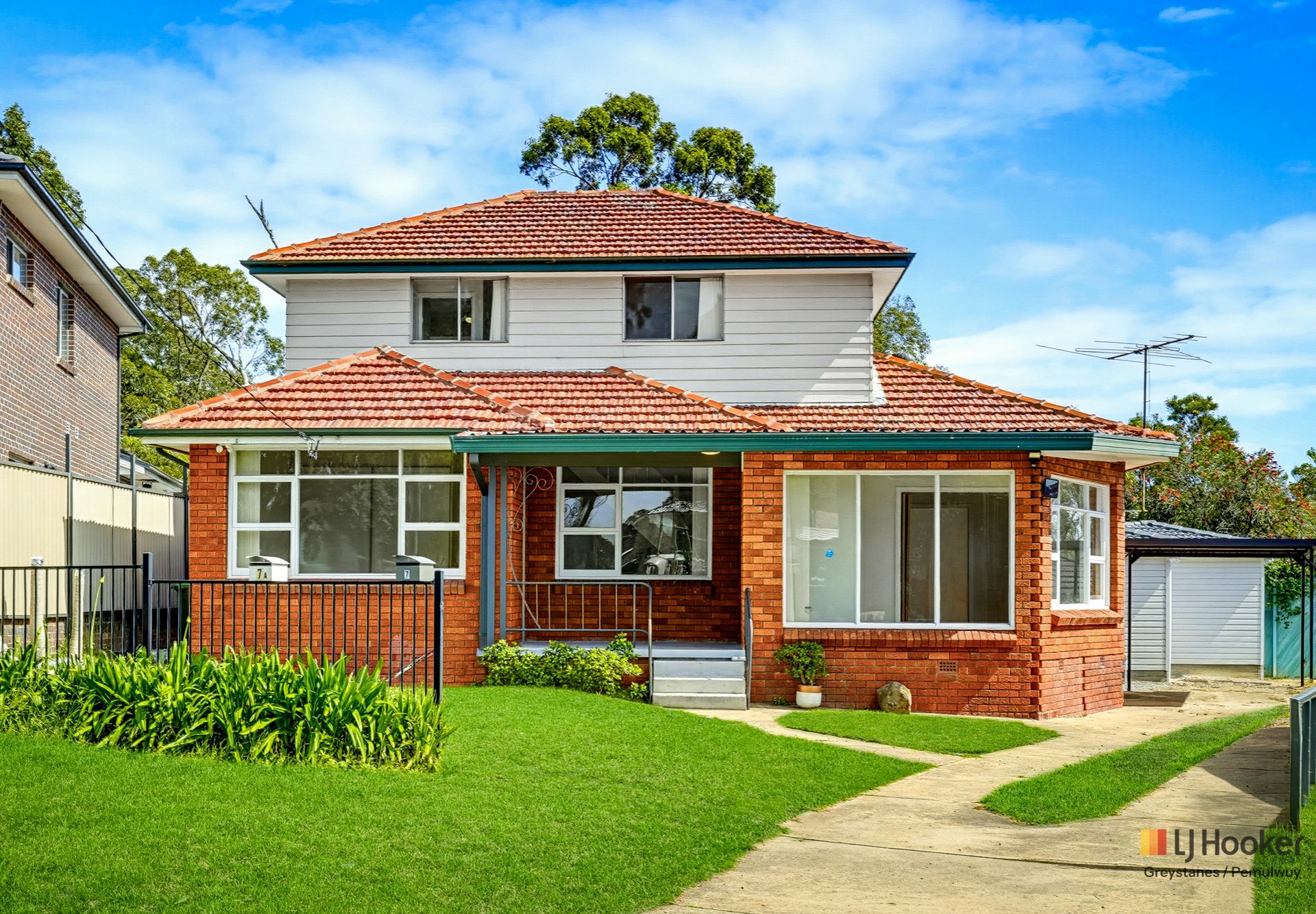 7 ROYAL PLACE — photo from LJ Hooker Greystanes