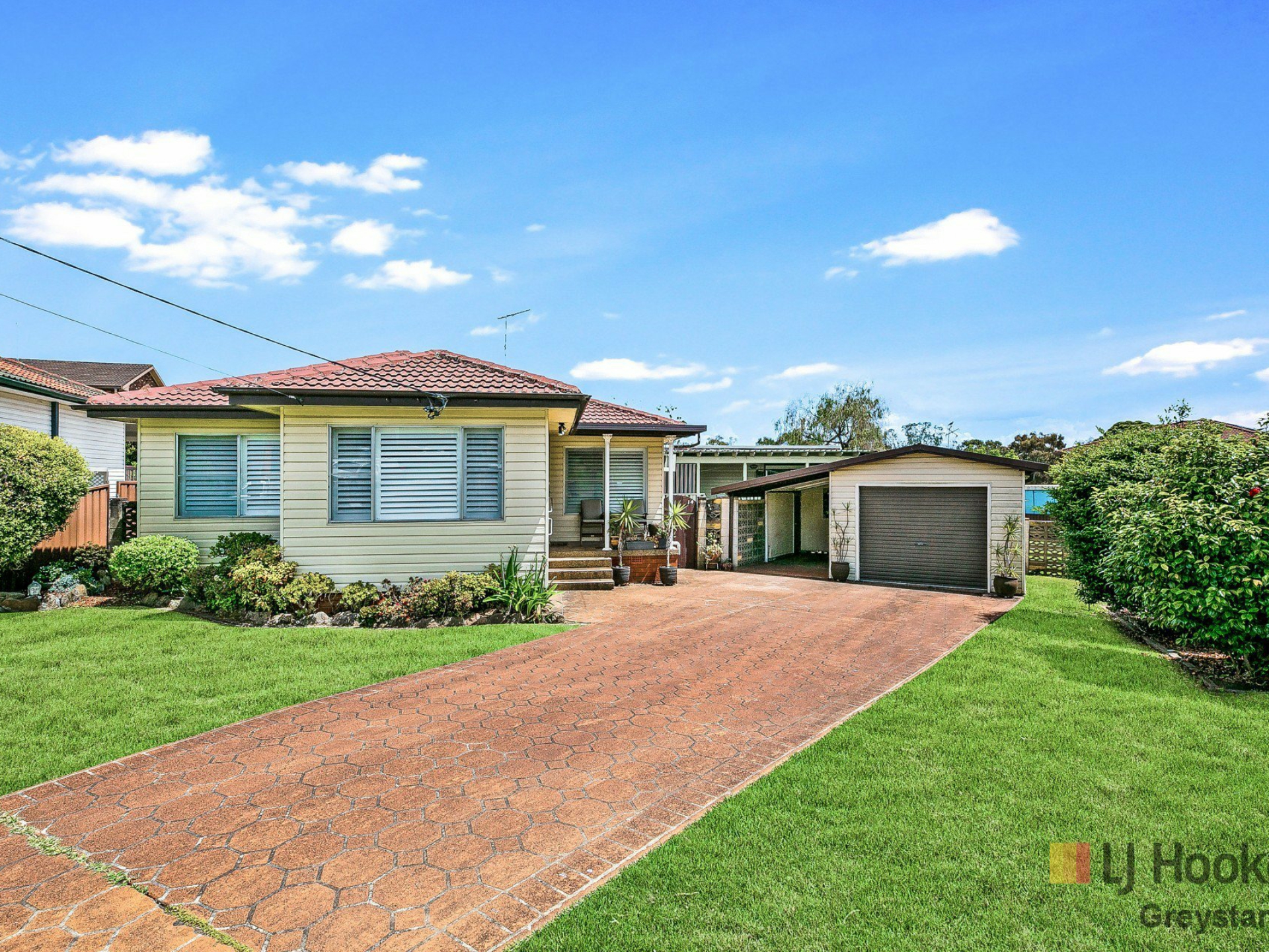 14 Wayne Crescent, Greystanes