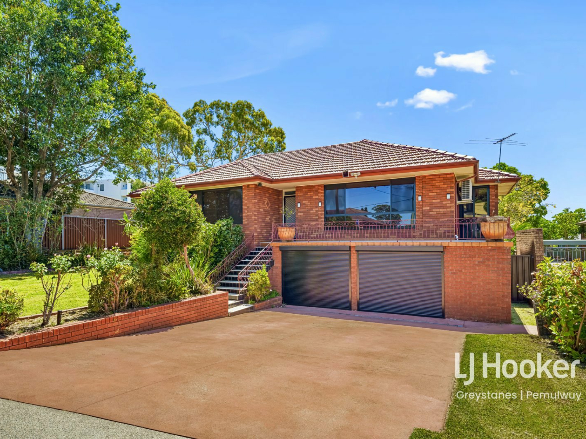8A PENDLE WAY, PENDLE HILL