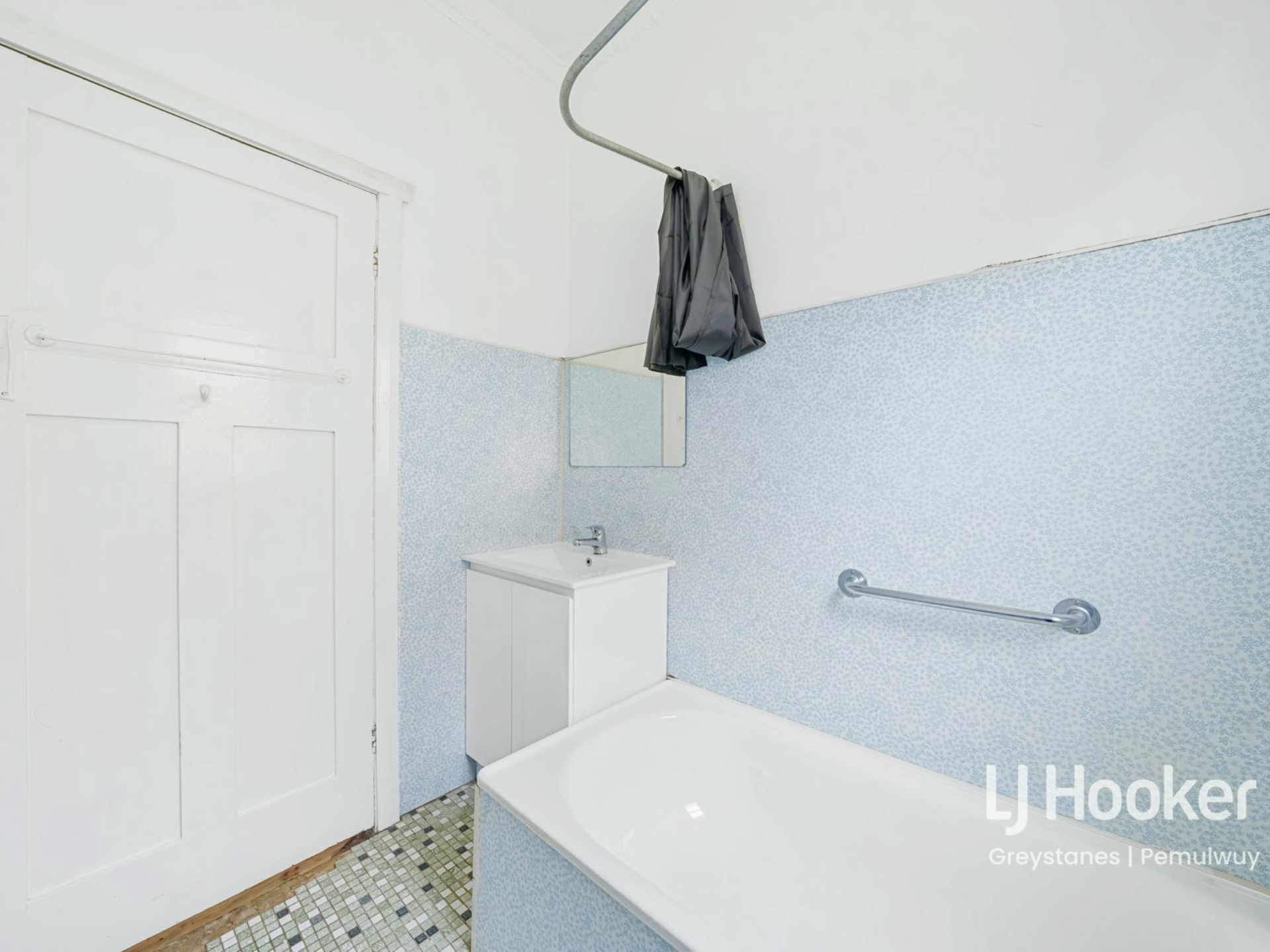 13 BADHAM STREET, MERRYLANDS