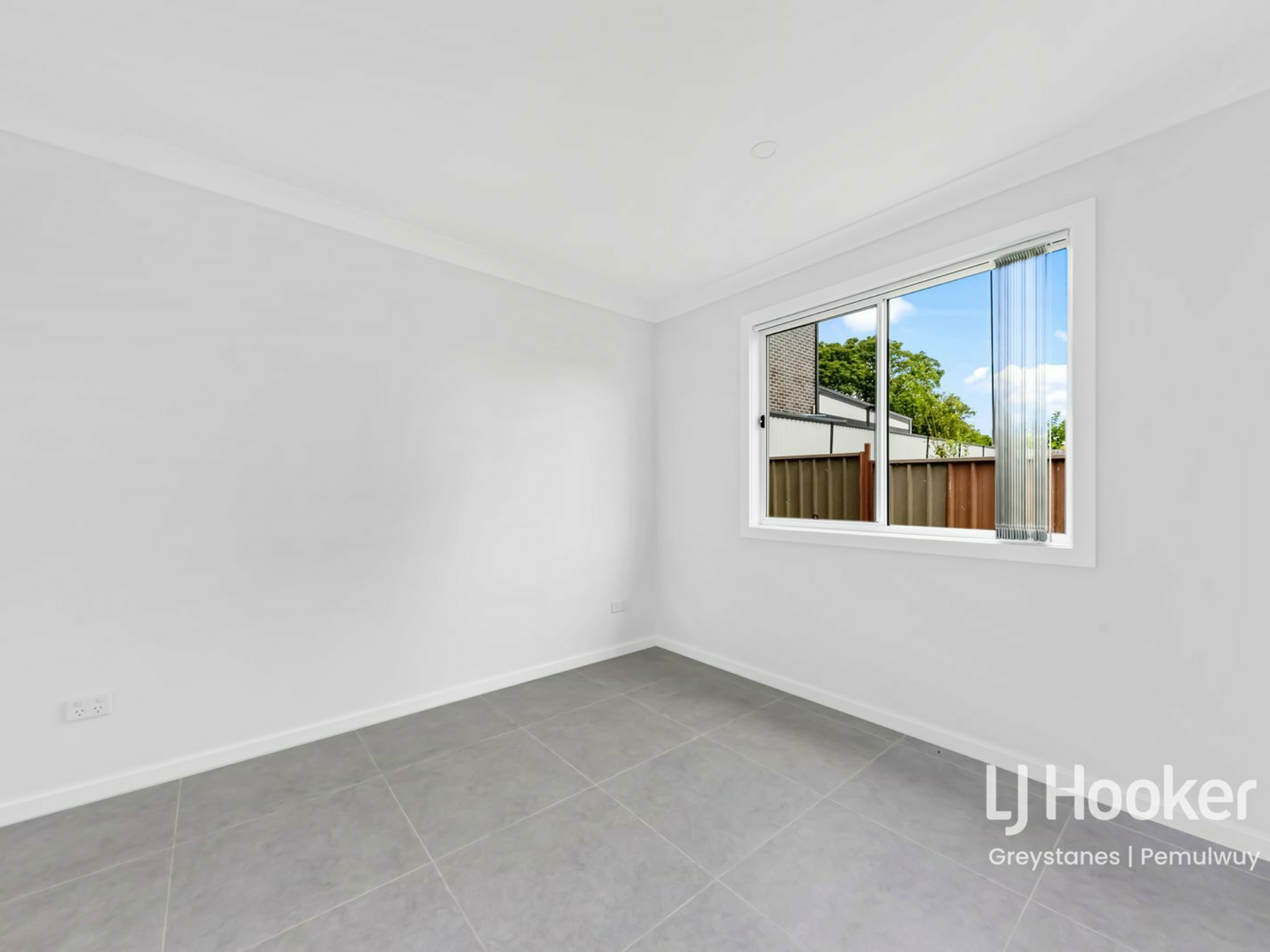 182a GUILDFORD ROAD, GUILDFORD
