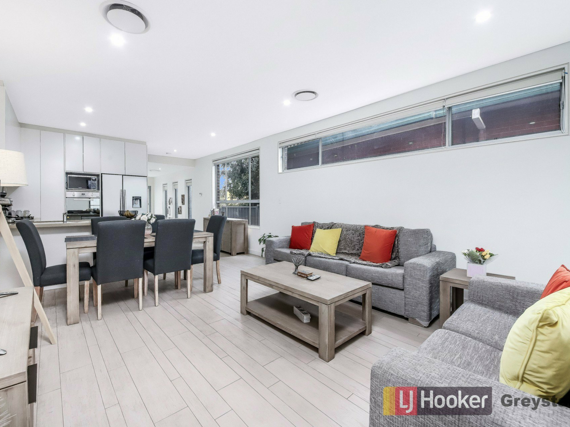 62 GREYSTANES ROAD, GREYSTANES
