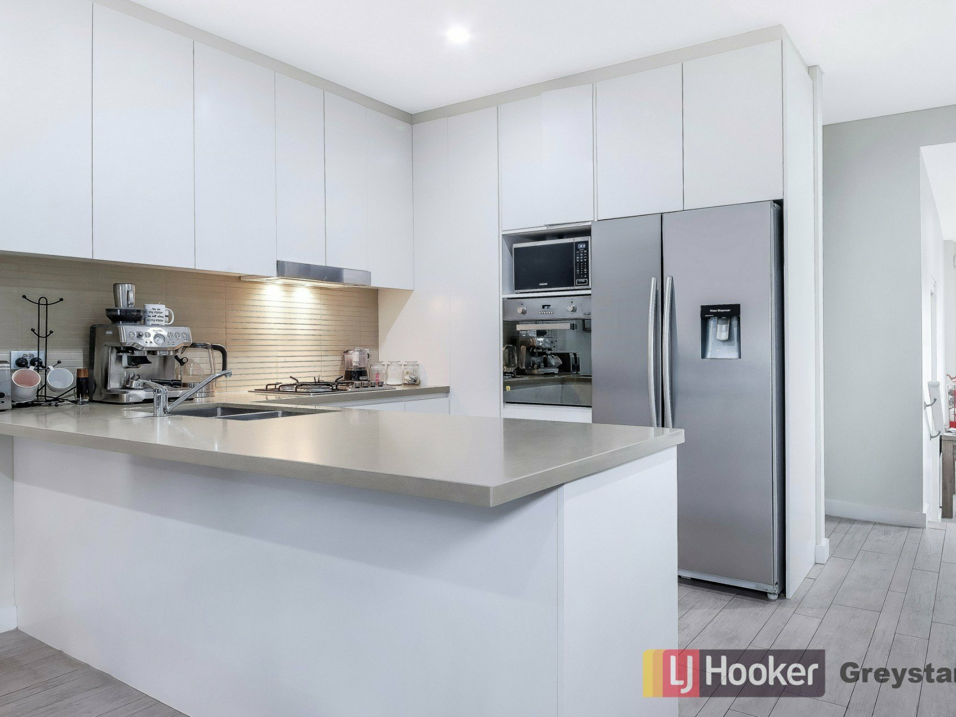 62 GREYSTANES ROAD, GREYSTANES