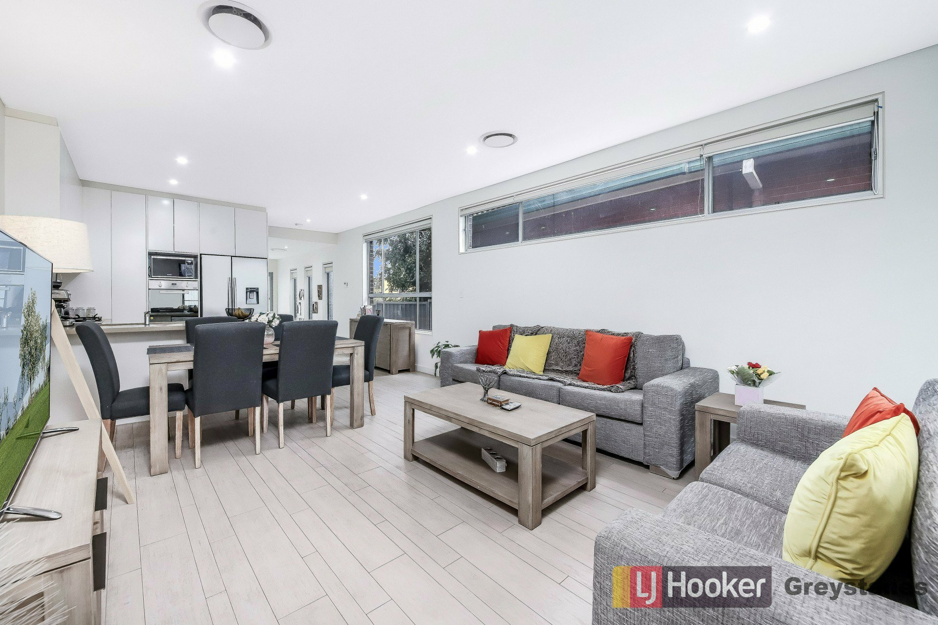 62 GREYSTANES ROAD, GREYSTANES