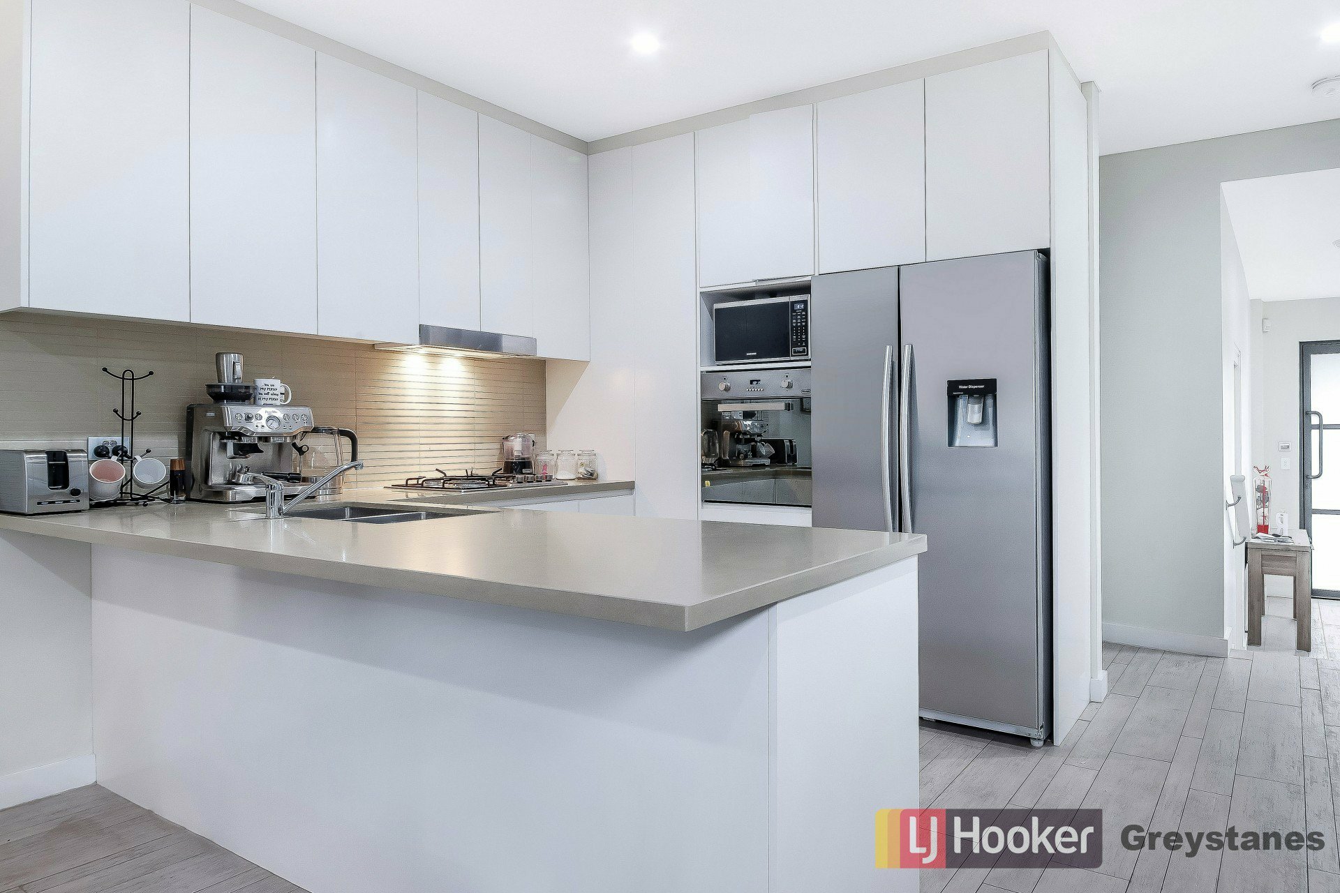 62 GREYSTANES ROAD, GREYSTANES
