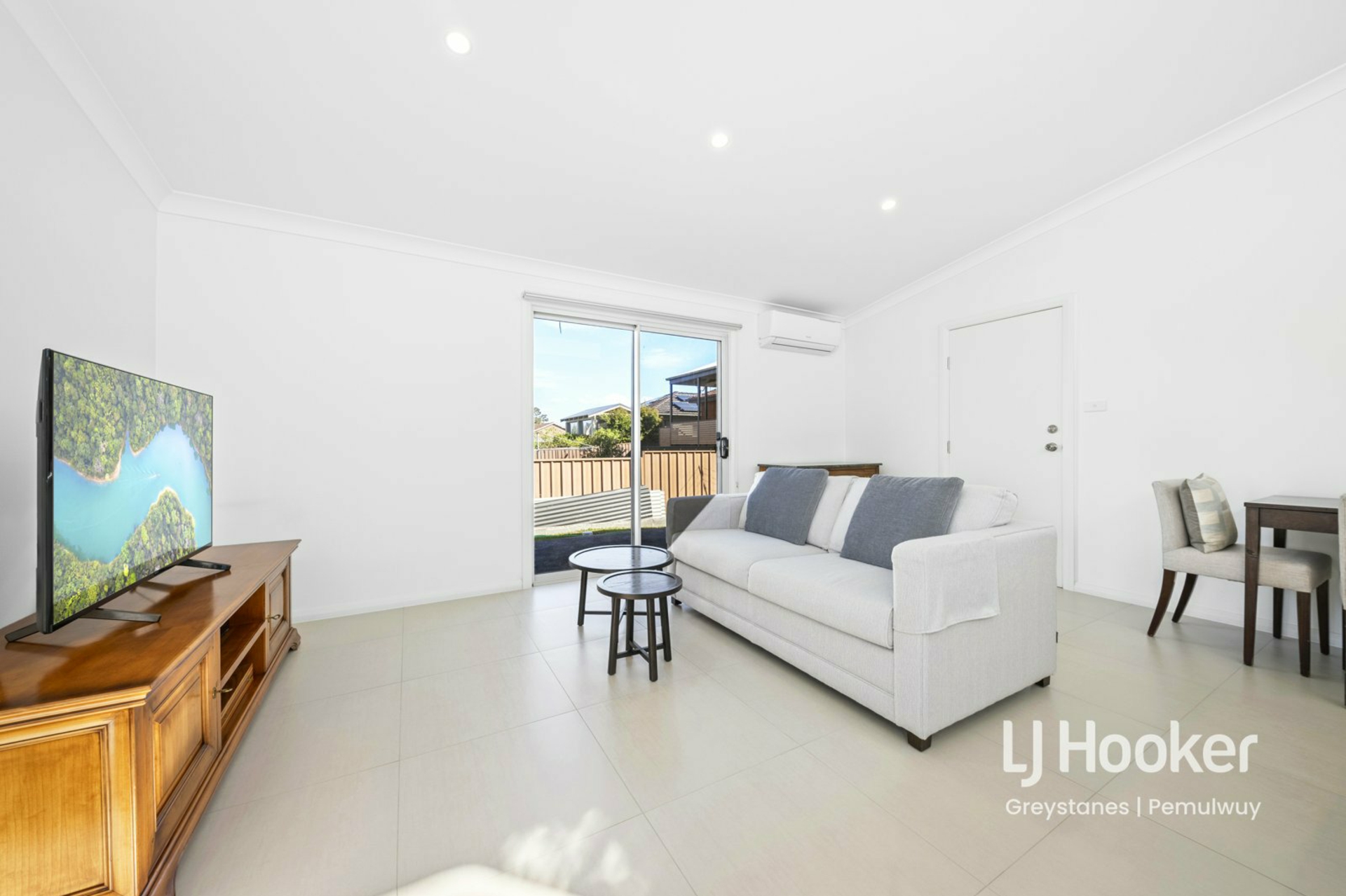 7 LESTER ROAD, GREYSTANES