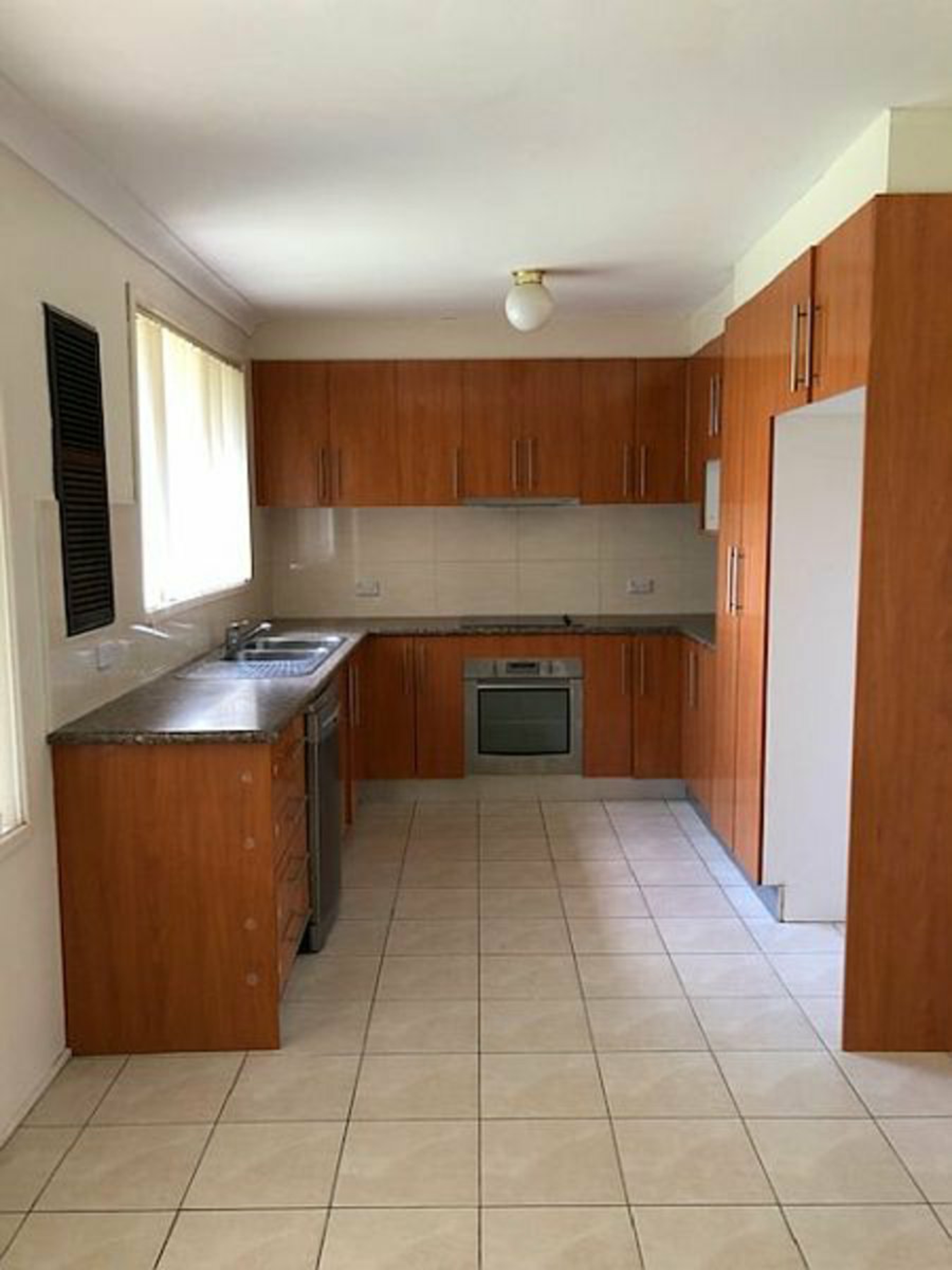 12 GRAFTON STREET, GREYSTANES
