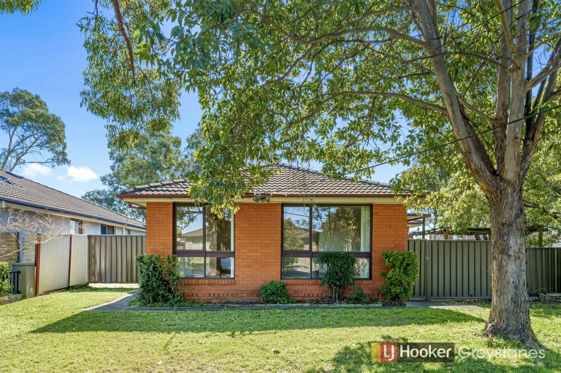 20 ROWENA STREET, GREYSTANES