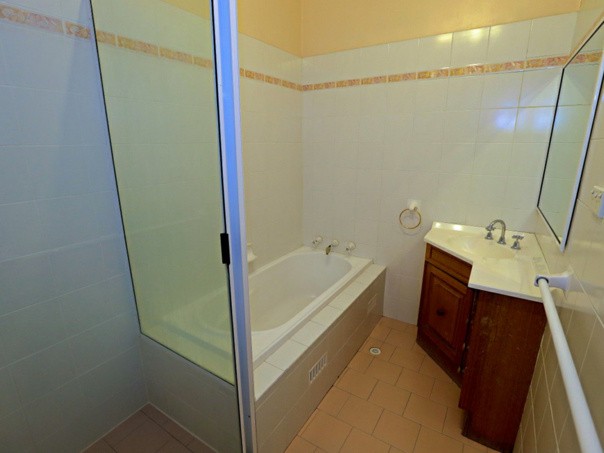 65 BERITH ROAD, GREYSTANES