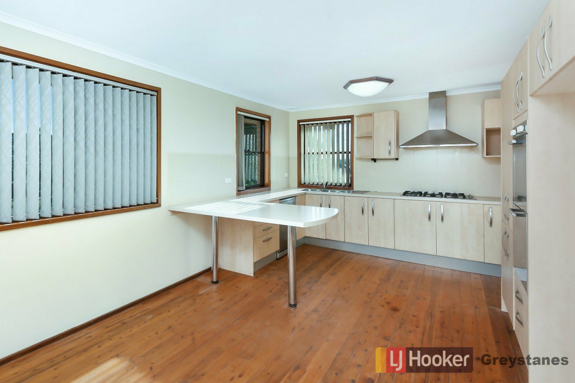 136 ST CLAIR AVENUNE, ST CLAIR
