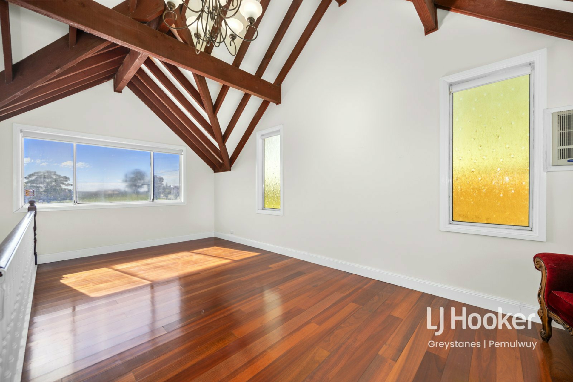 6 VIRGIL STREET, GREYSTANES