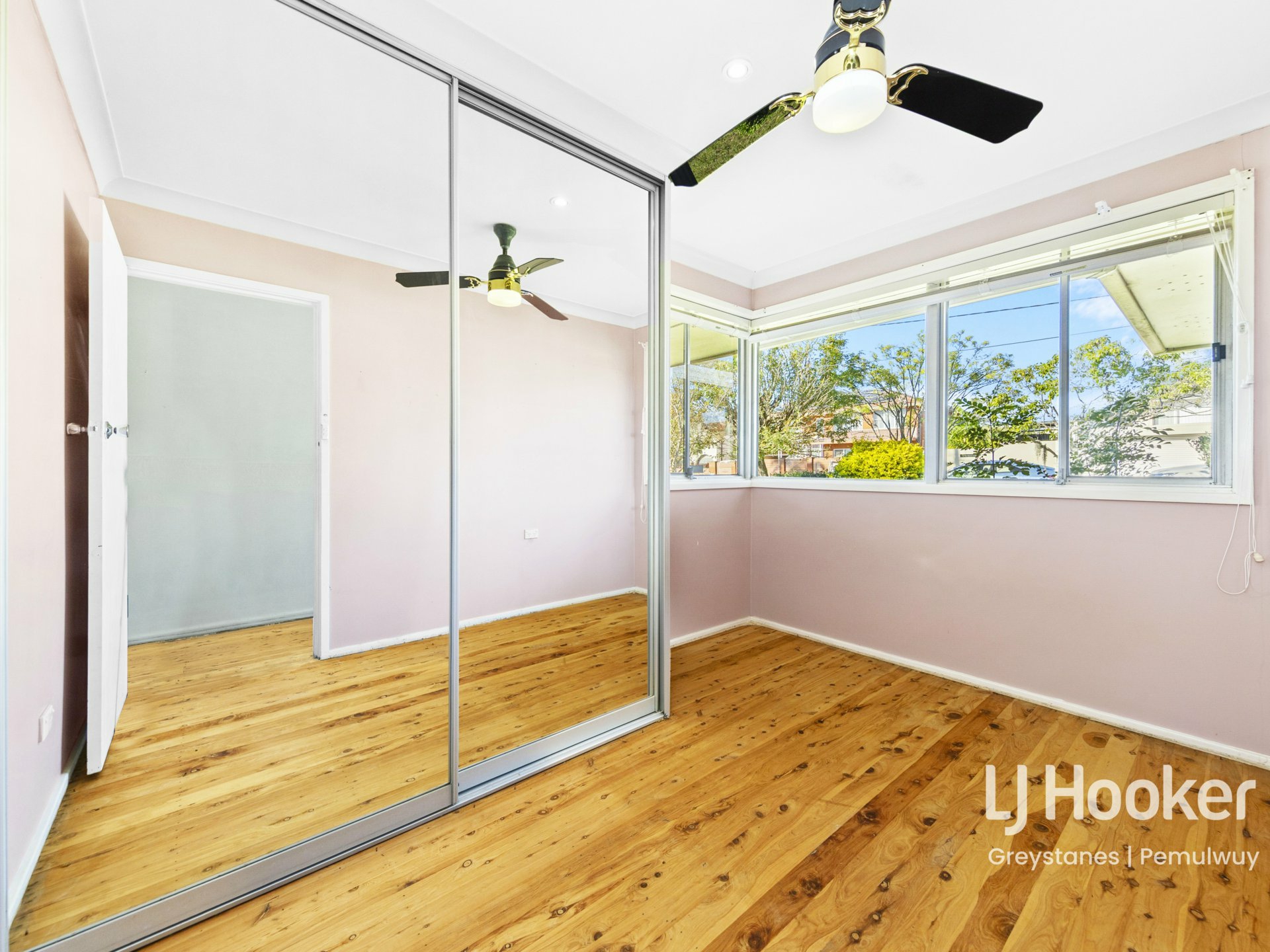4 Daniel Street, GREYSTANES