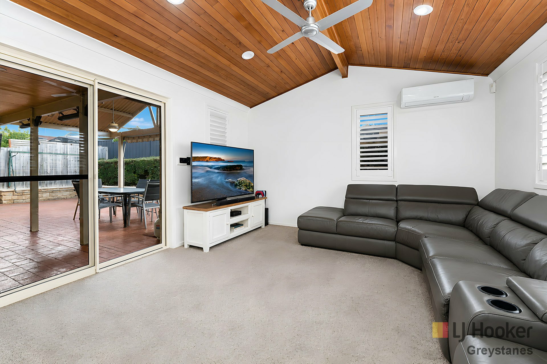 23 Darmenia Avenue — photo 4 of 11
