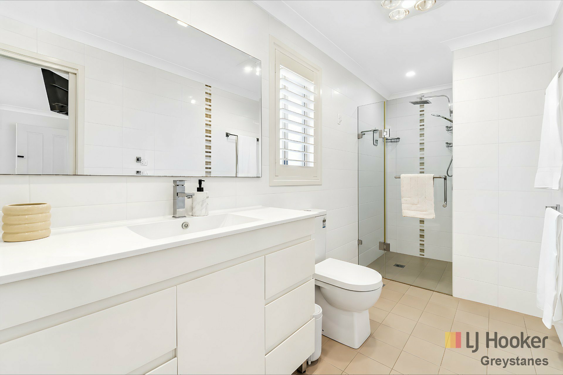 23 Darmenia Avenue — photo 9 of 11