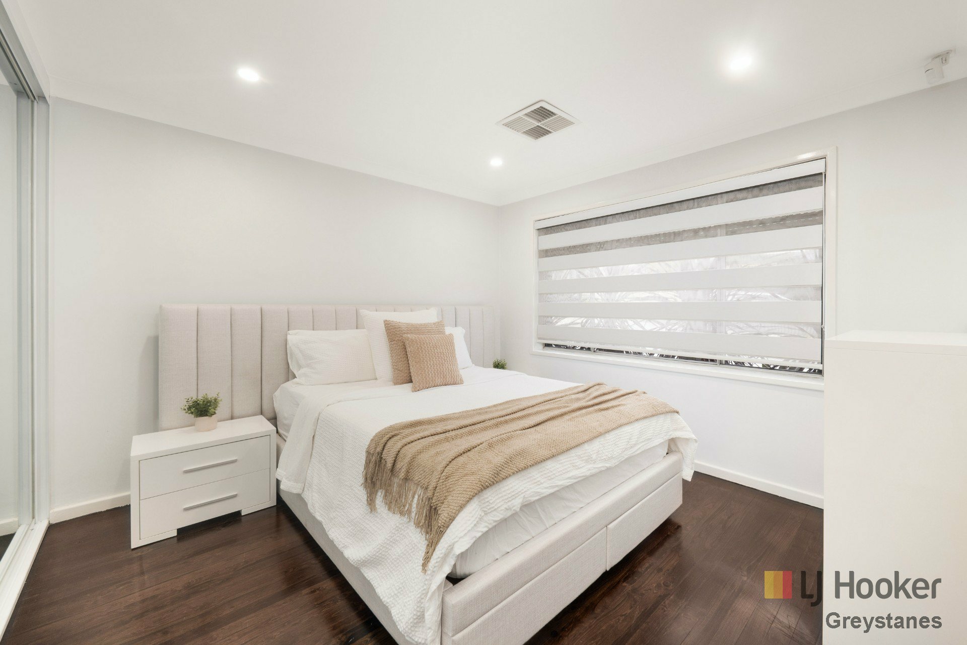 13 Taylor Street — photo 5 of 11