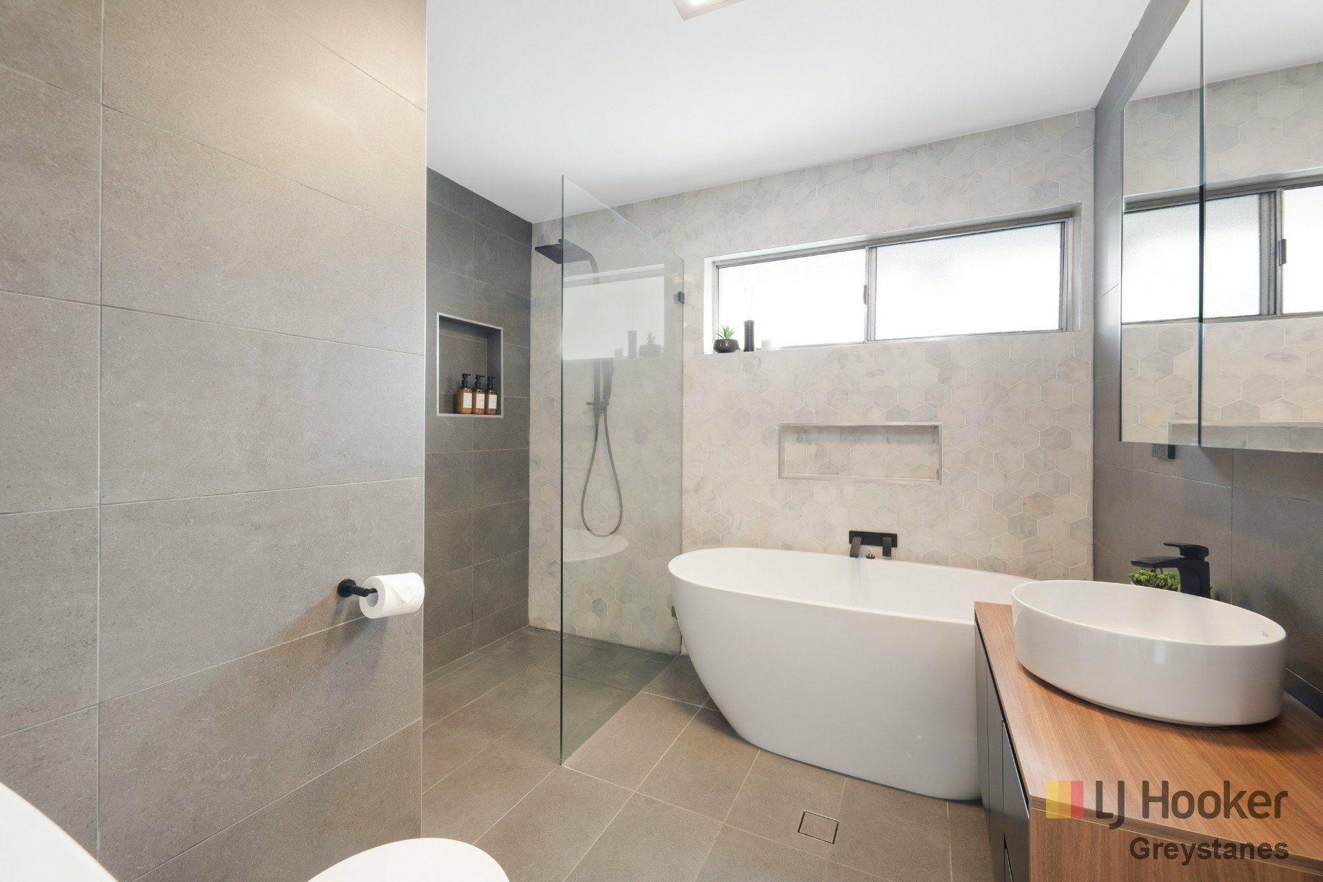 13 Taylor Street — photo 8 of 11
