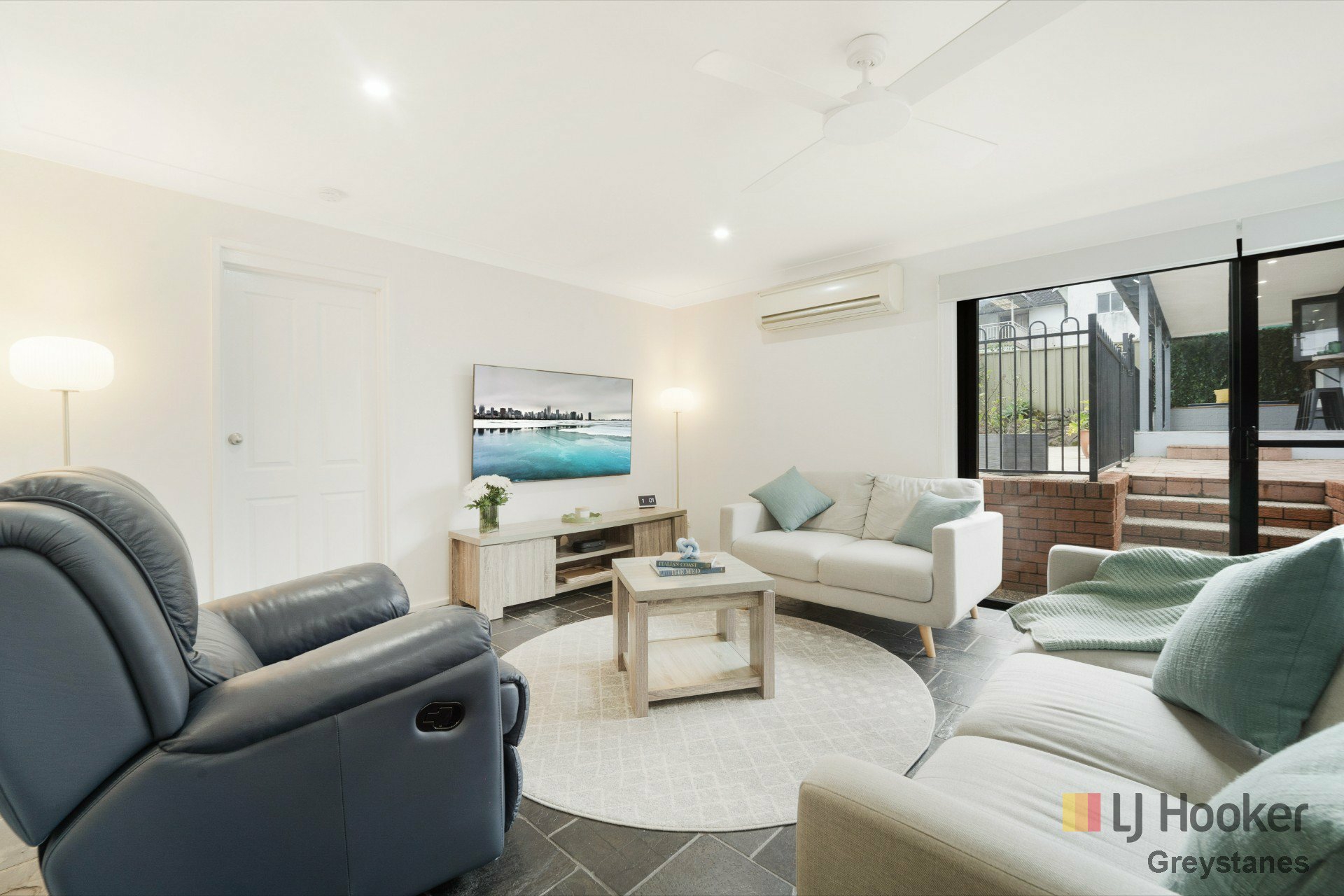 28 Oldfield Street — photo 4 of 11