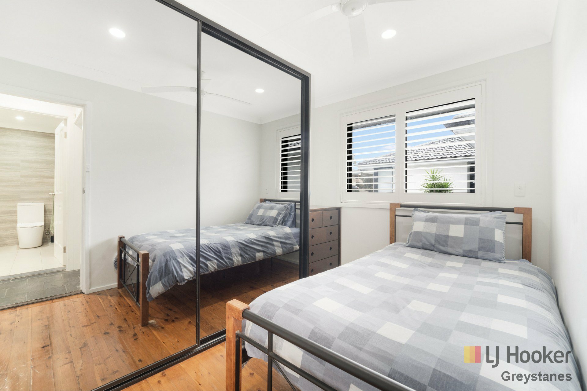 28 Oldfield Street — photo 6 of 11
